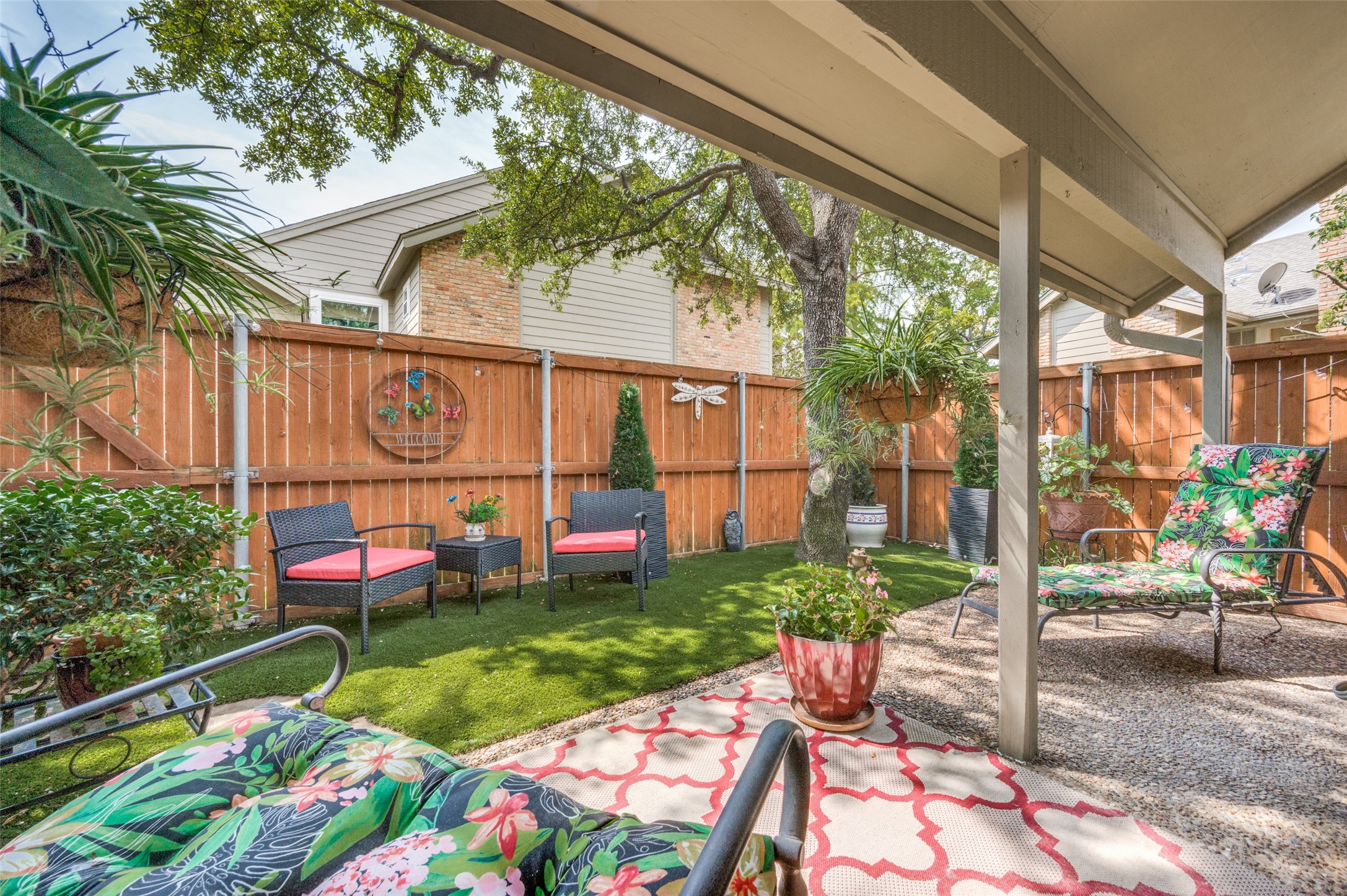 8406 Towneship Lane Dallas TX 75243