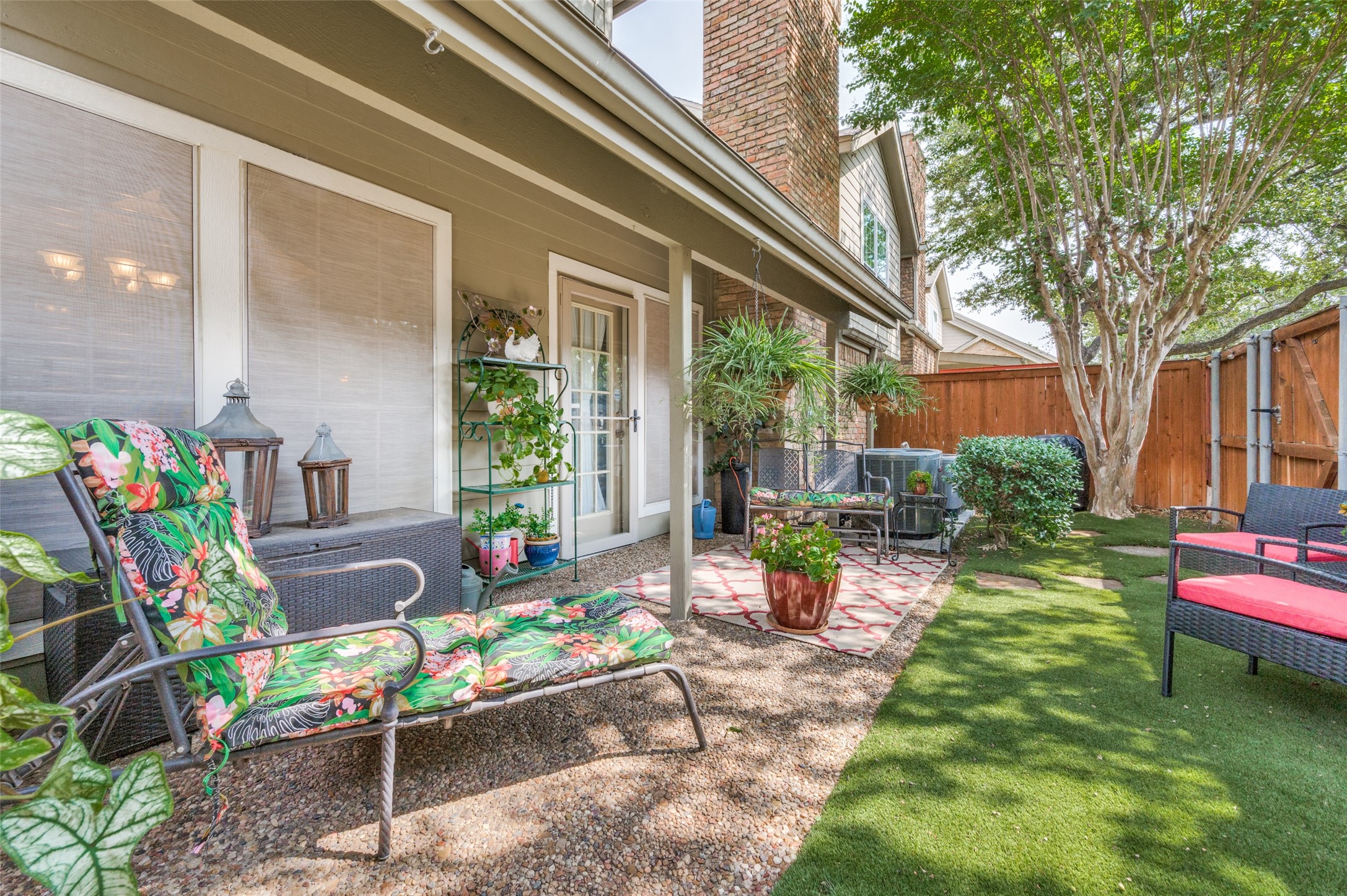 8406 Towneship Lane Dallas TX 75243