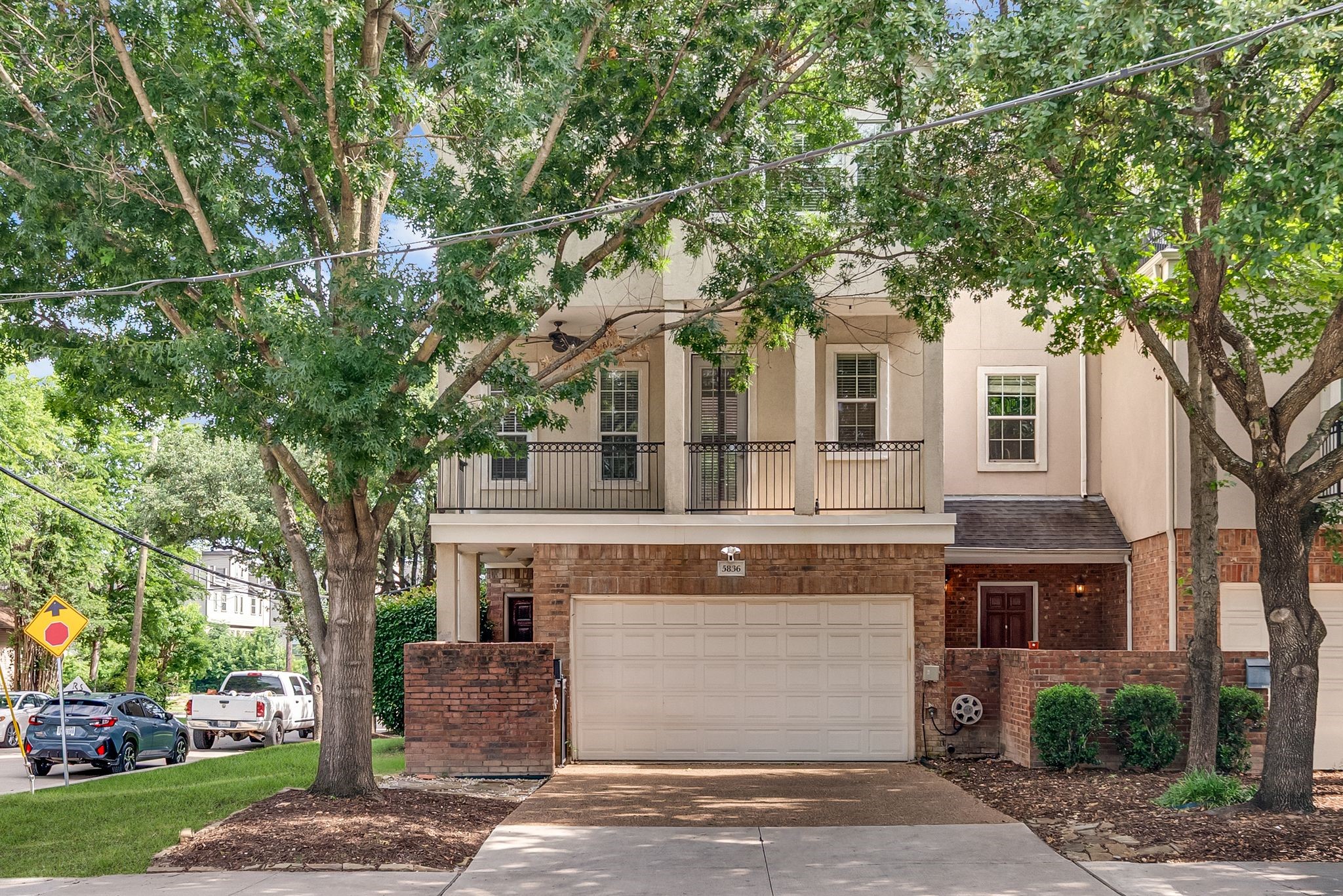 5836 La Vista Drive Dallas TX 75206