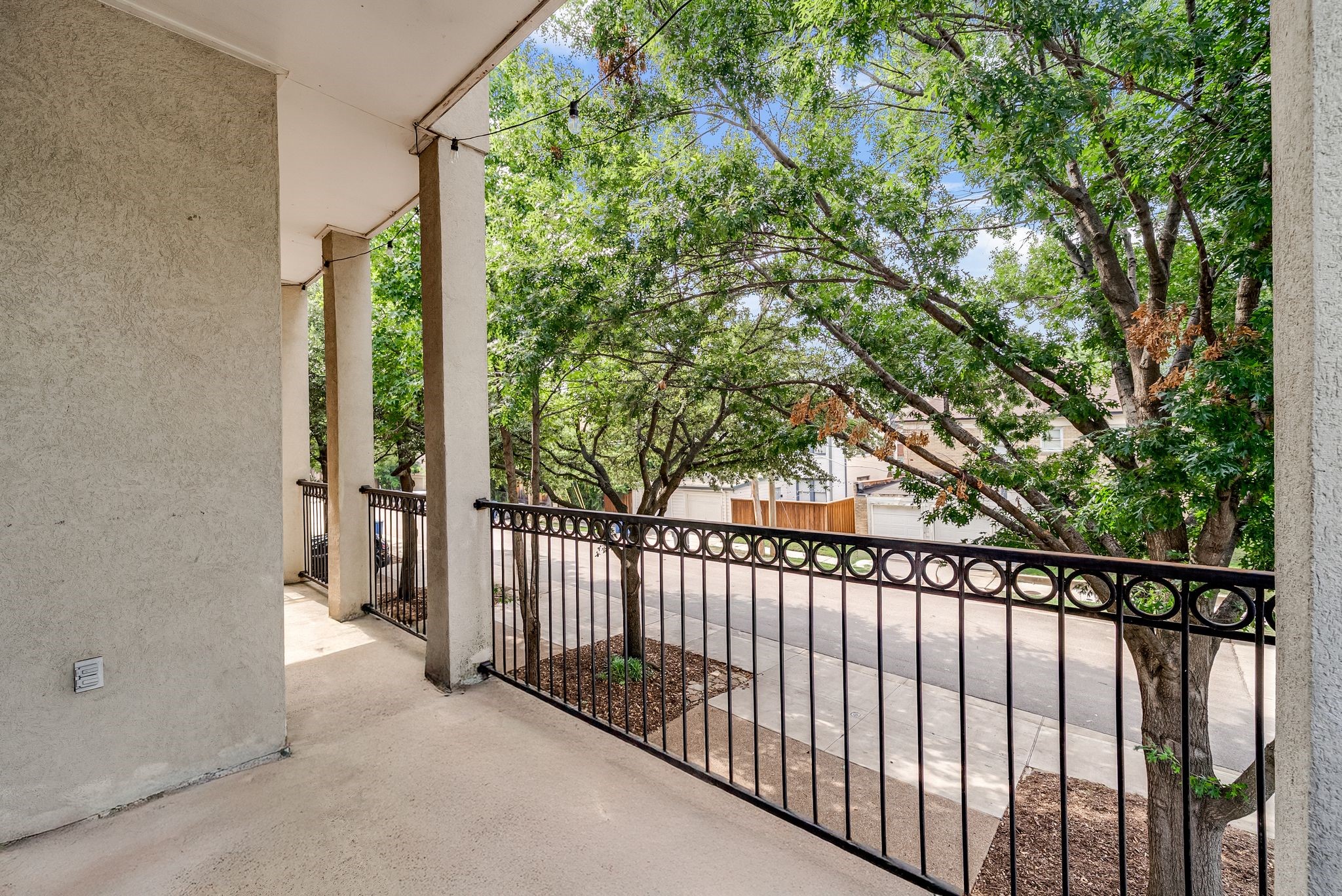 5836 La Vista Drive Dallas TX 75206
