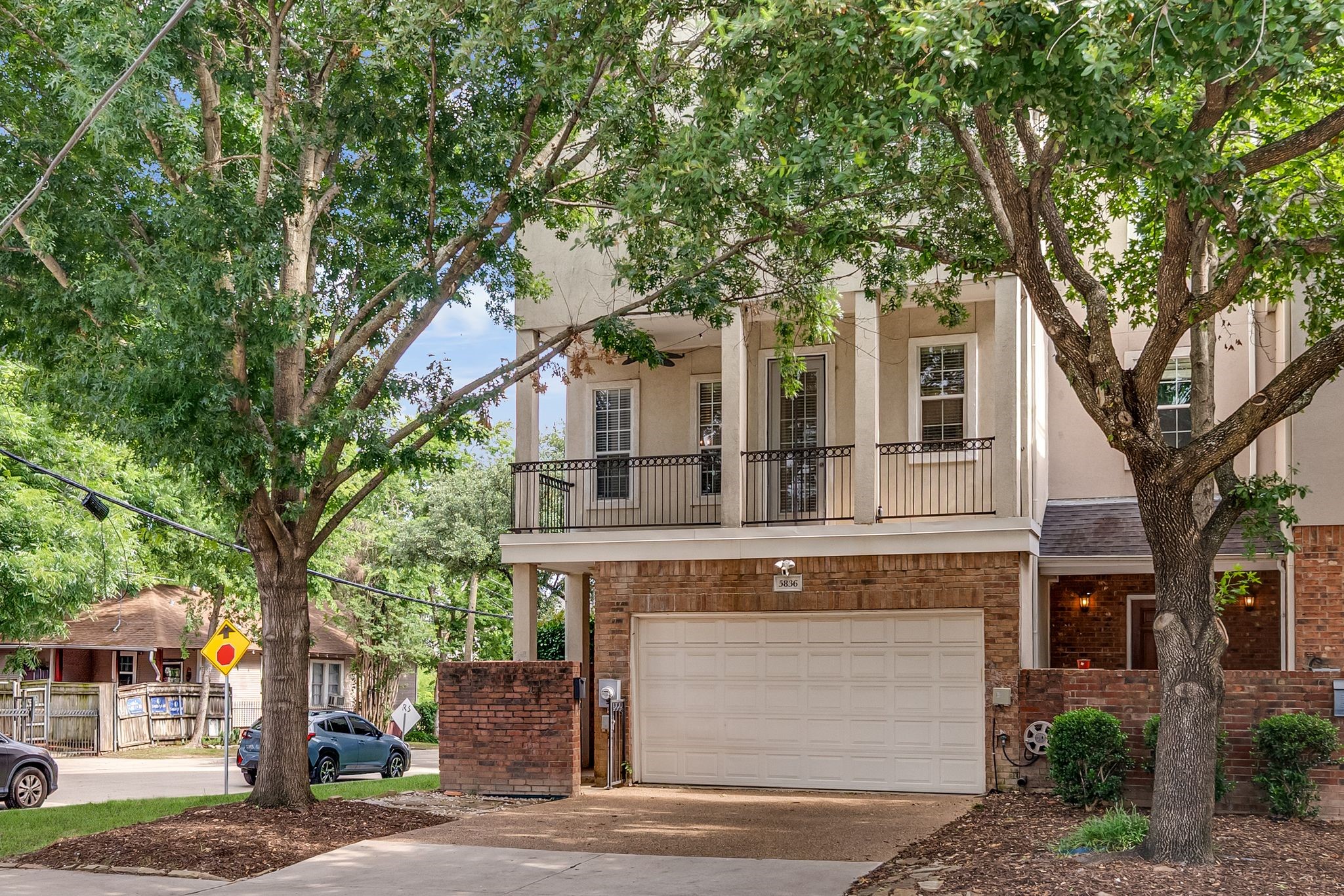 5836 La Vista Drive Dallas TX 75206