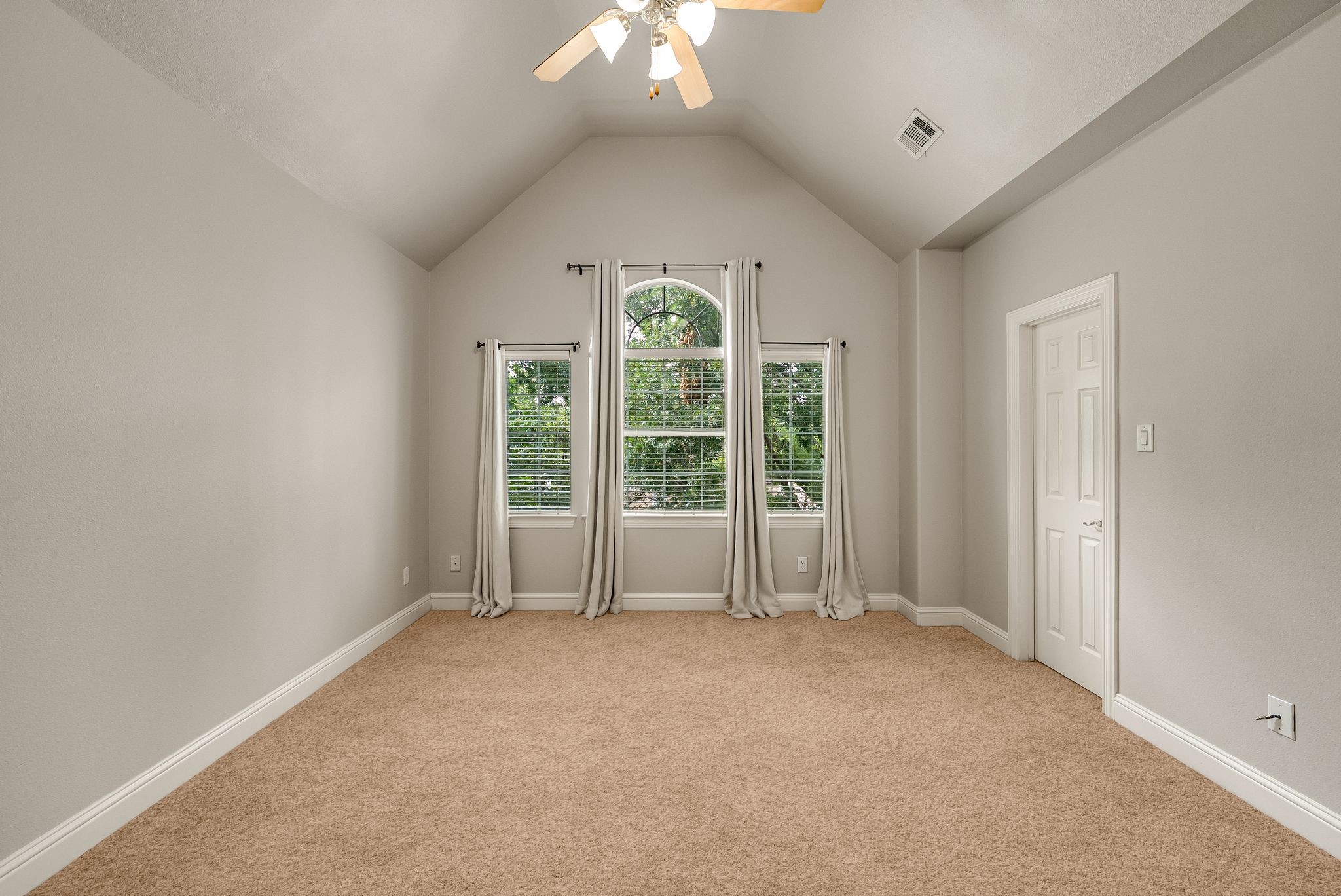 5836 La Vista Drive Dallas TX 75206