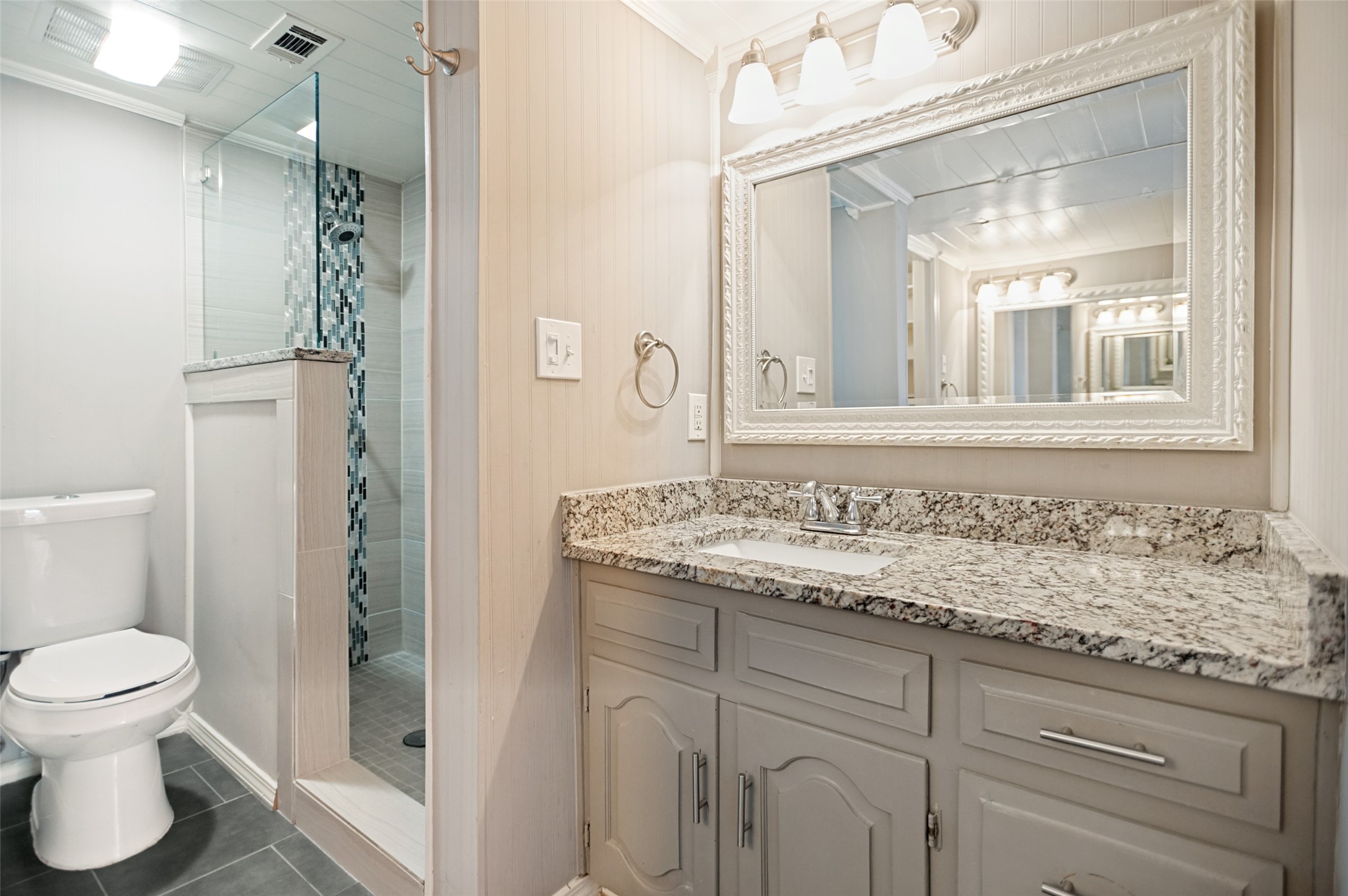 2979 Country Place Circle Carrollton TX 75006