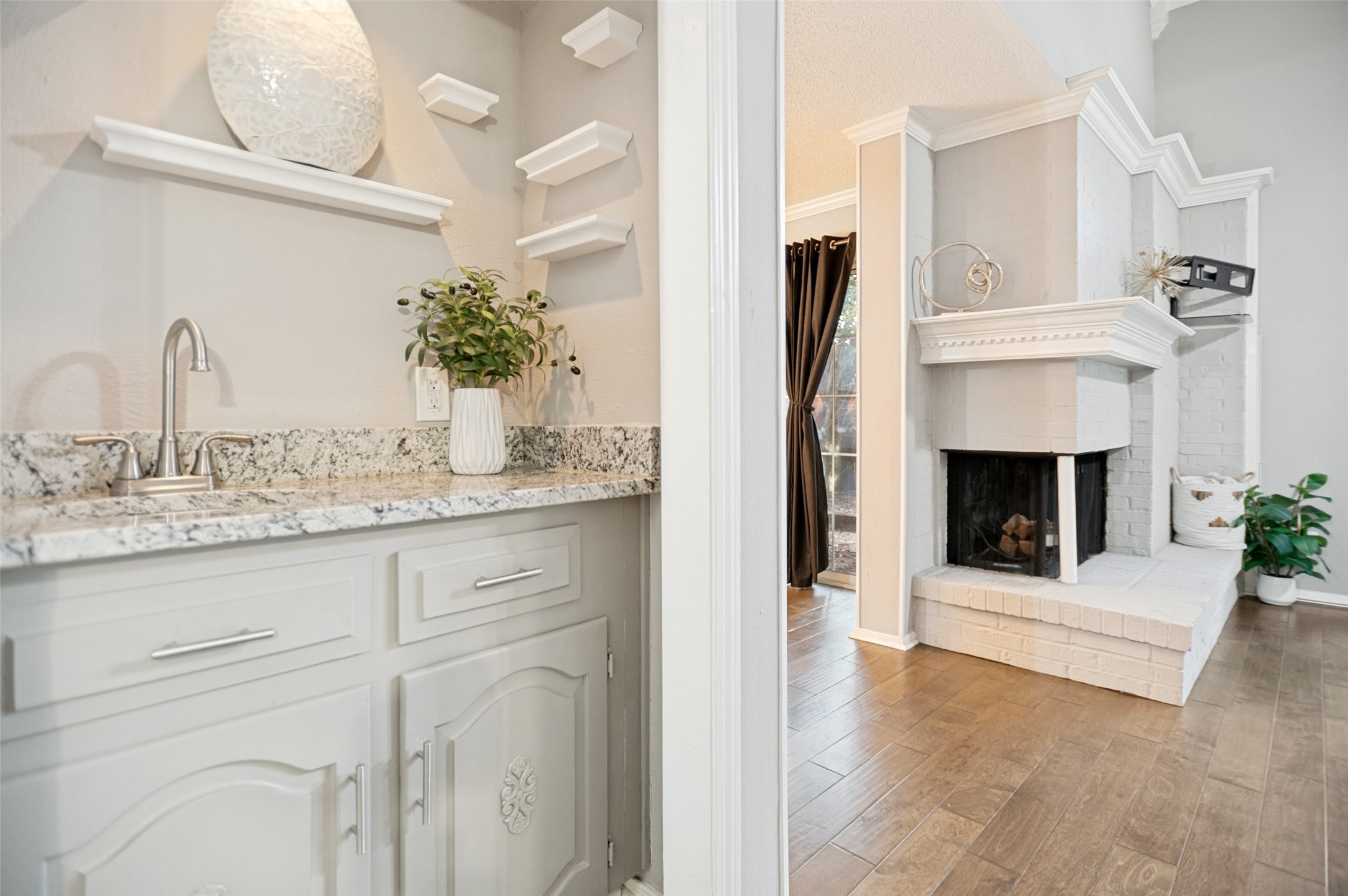 2979 Country Place Circle Carrollton TX 75006
