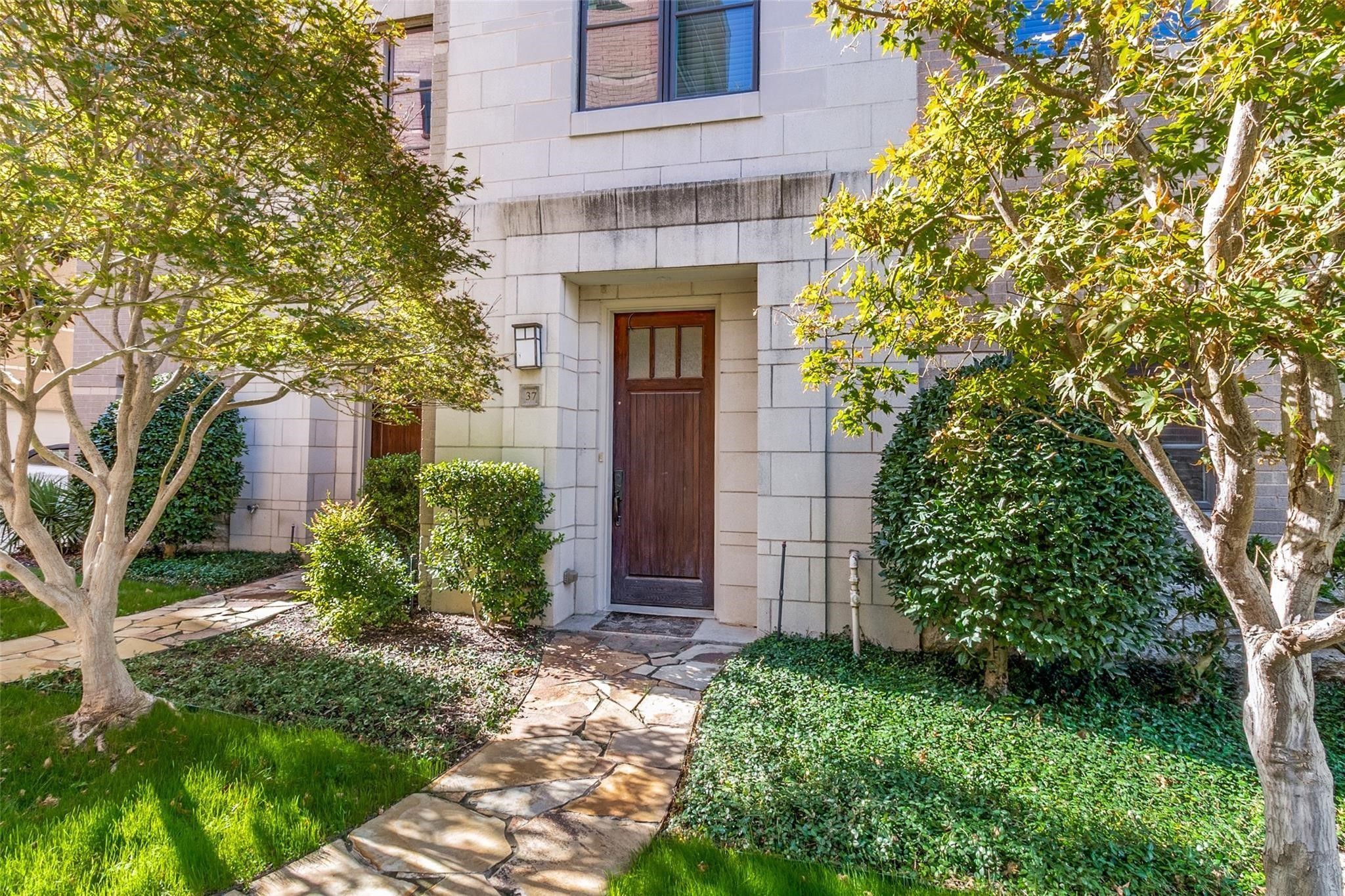 3210 Carlisle Street Dallas TX 75204