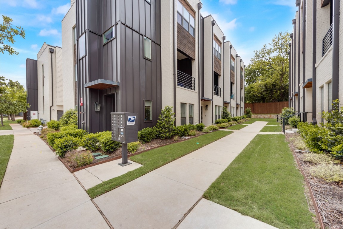 2737 Merrimac Street Fort Worth TX 76107