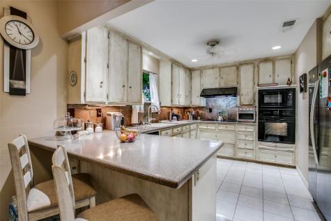 14 Country Lake Drive Carrollton TX 75006