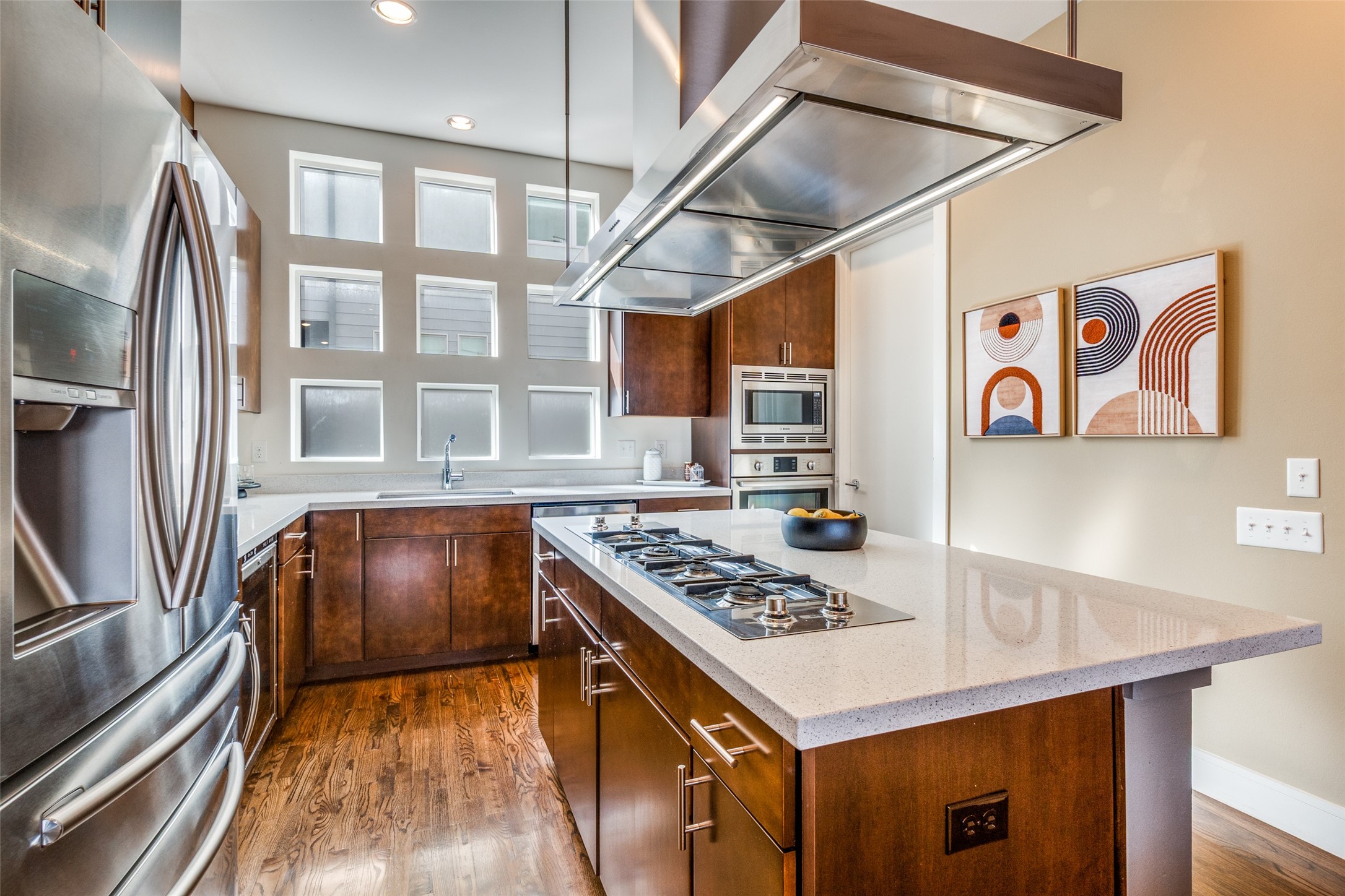 4610 Steel Street Dallas TX 75219