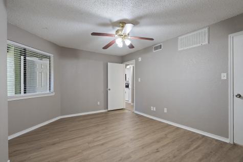 9831 Walnut Street Dallas TX 75243