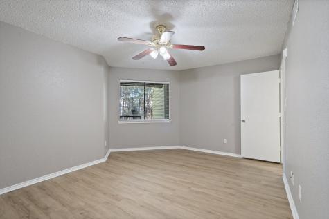 9831 Walnut Street Dallas TX 75243