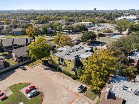 9831 Walnut Street Dallas TX 75243