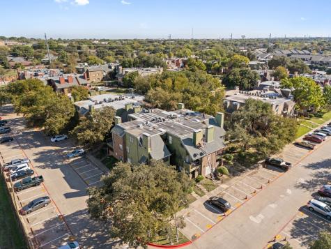 9831 Walnut Street Dallas TX 75243