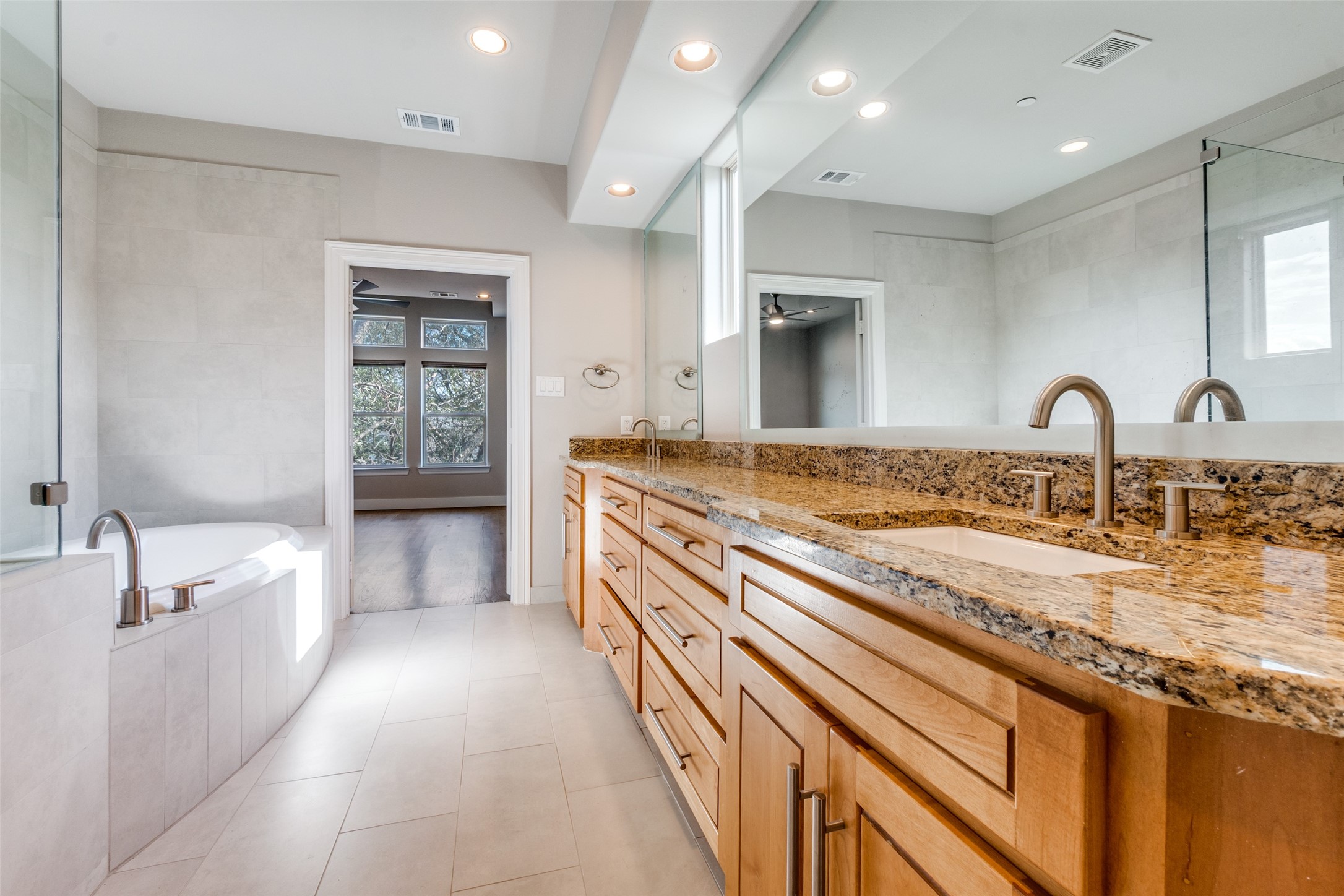 6333 Richmond Avenue Dallas TX 75214