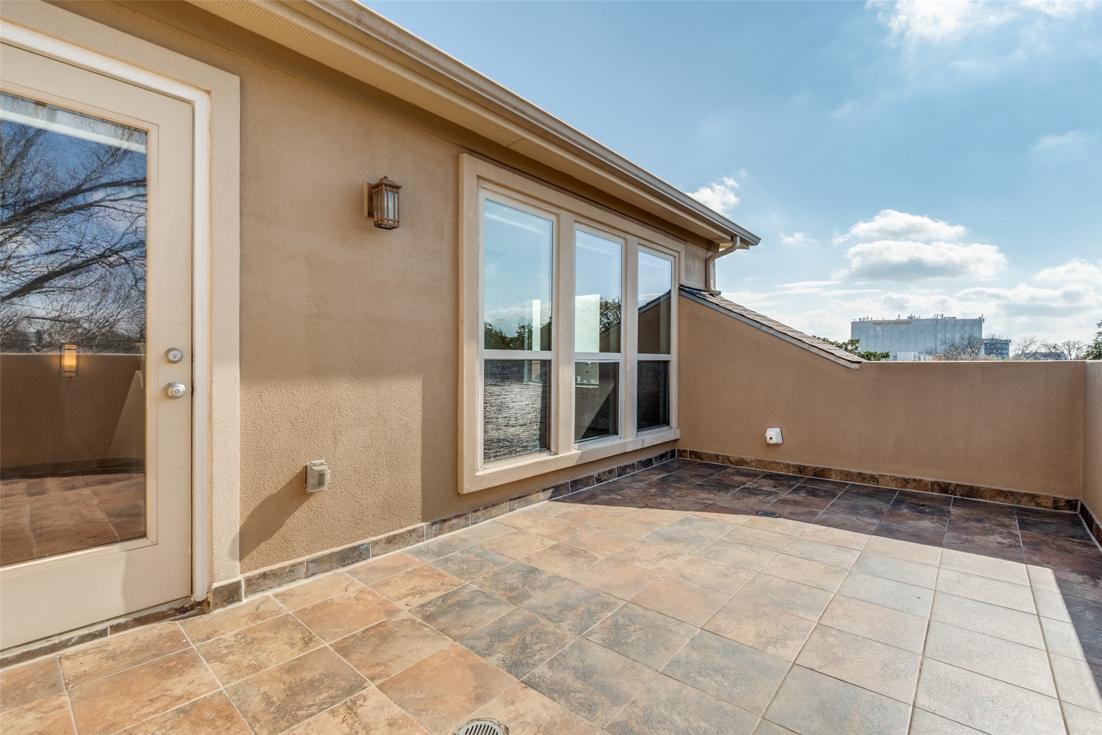 6333 Richmond Avenue Dallas TX 75214