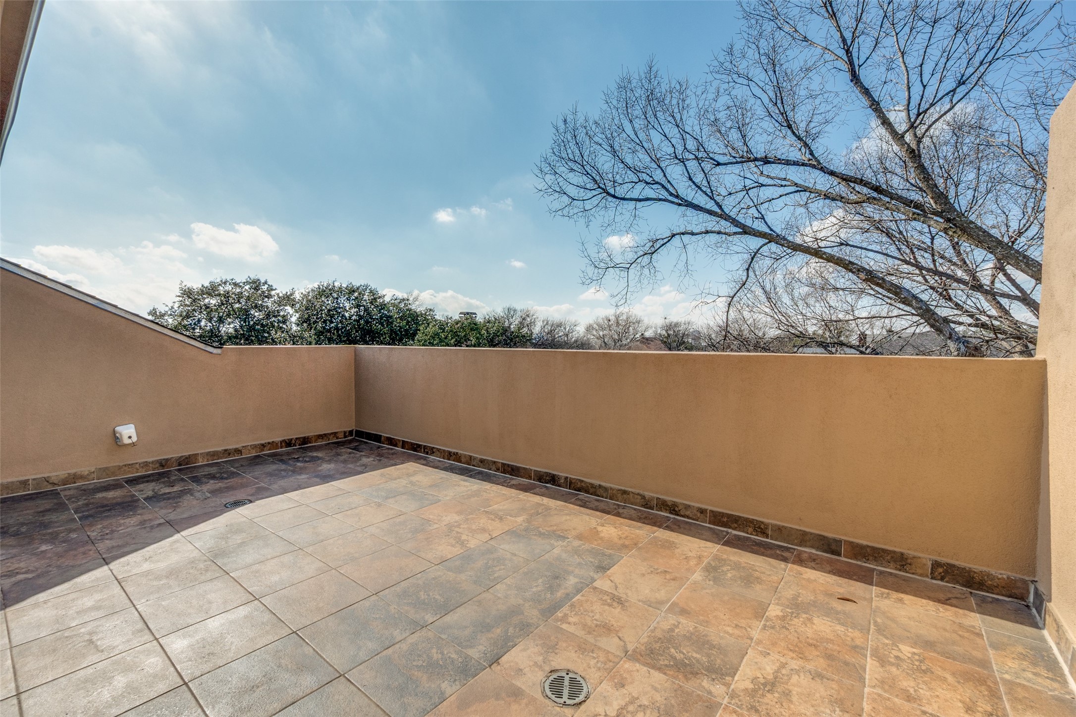 6333 Richmond Avenue Dallas TX 75214