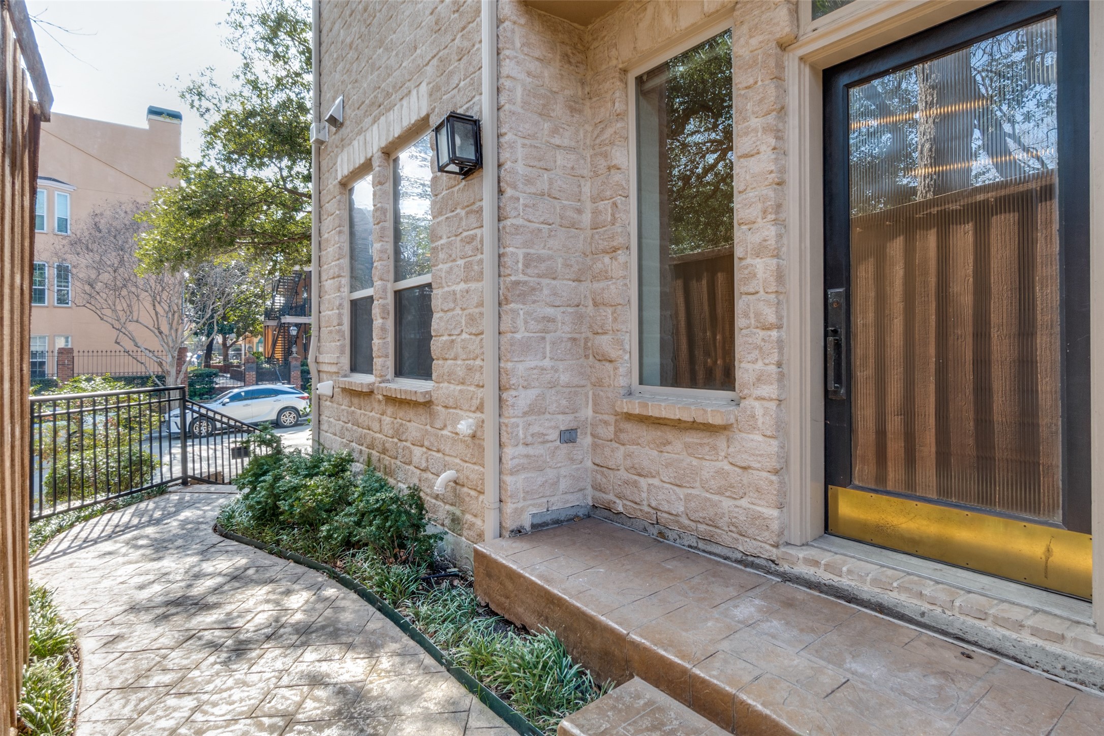 6333 Richmond Avenue Dallas TX 75214