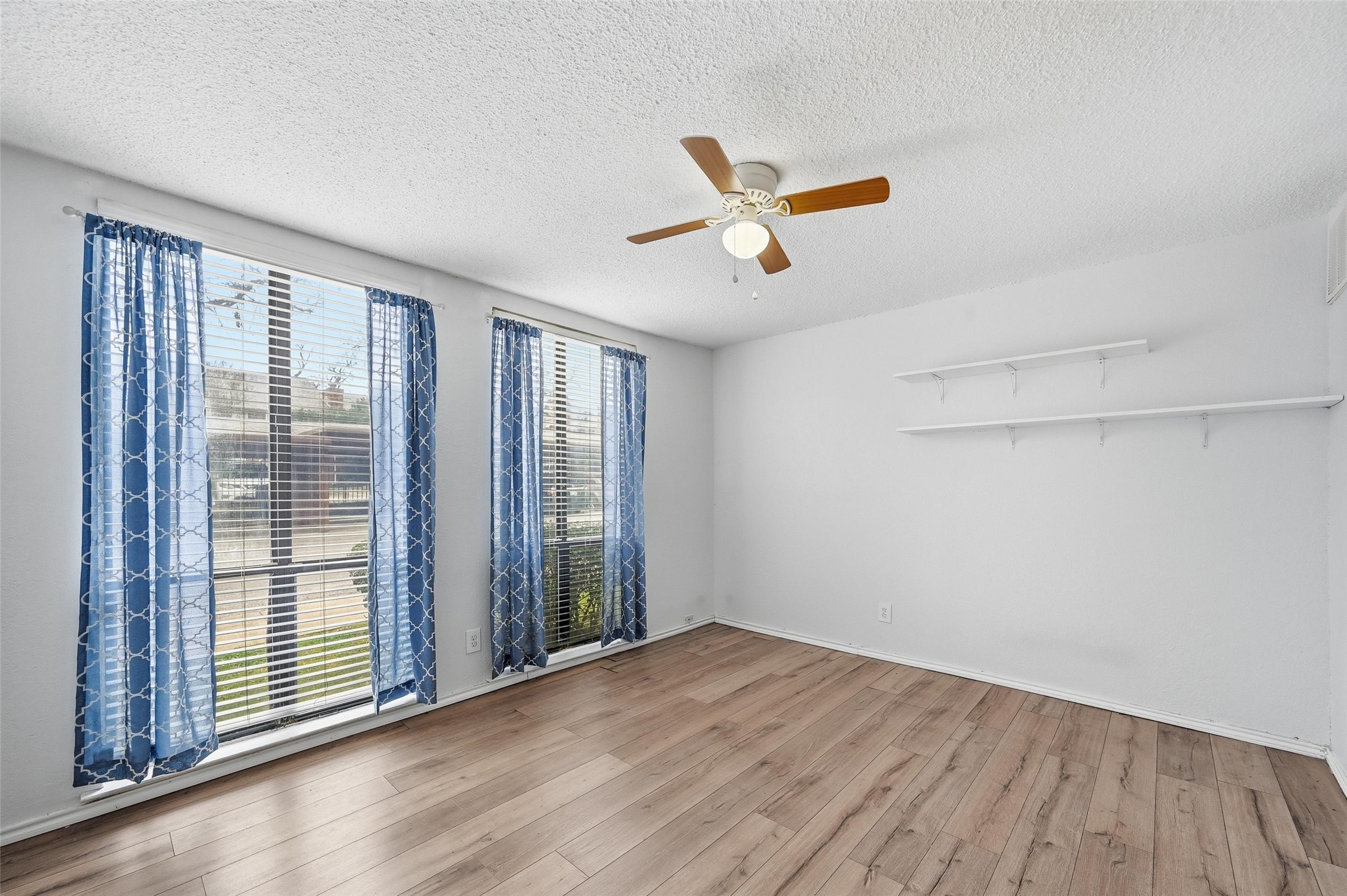 7522 Holly Hill Drive Dallas TX 75231
