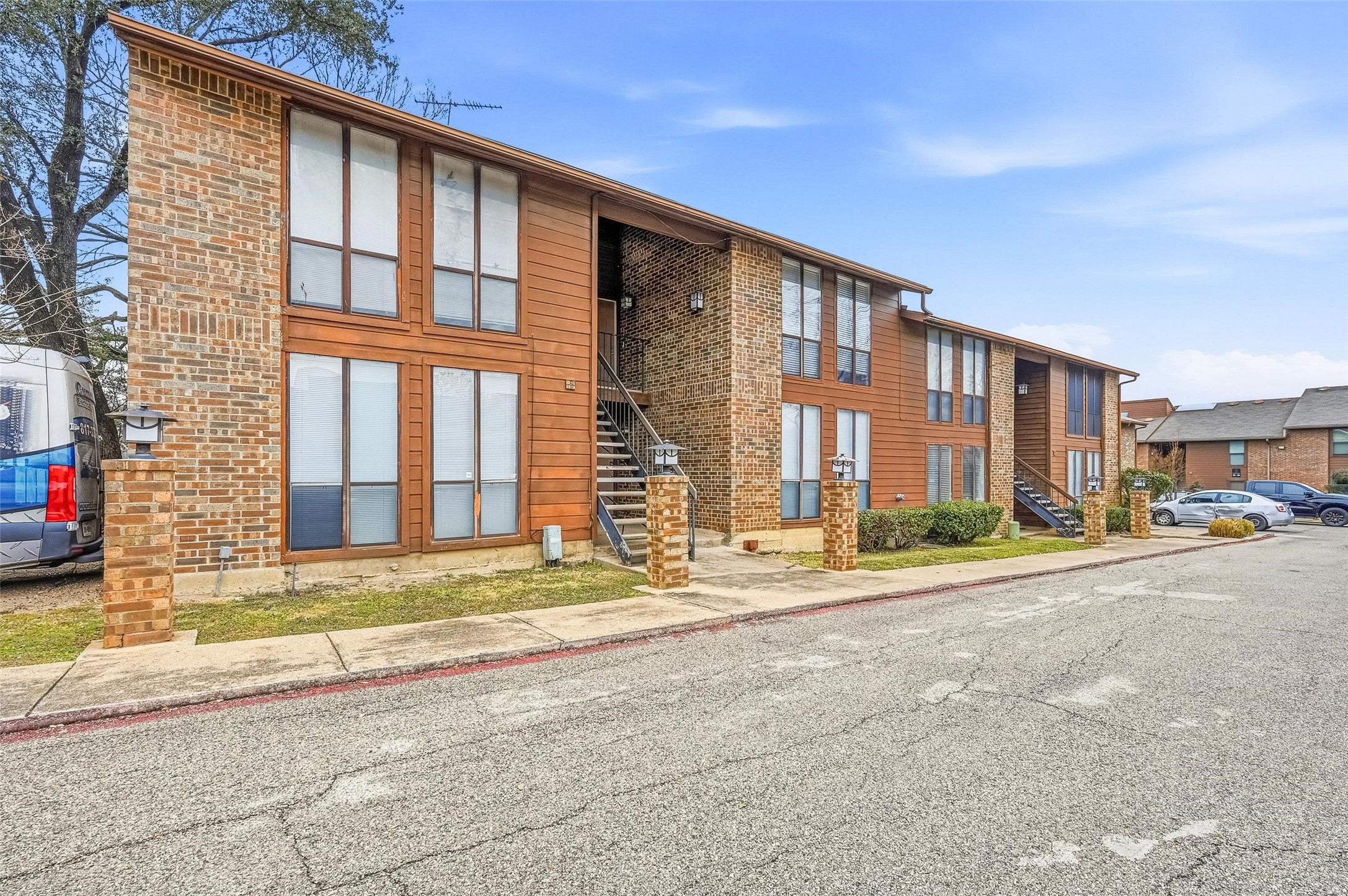 7522 Holly Hill Drive Dallas TX 75231