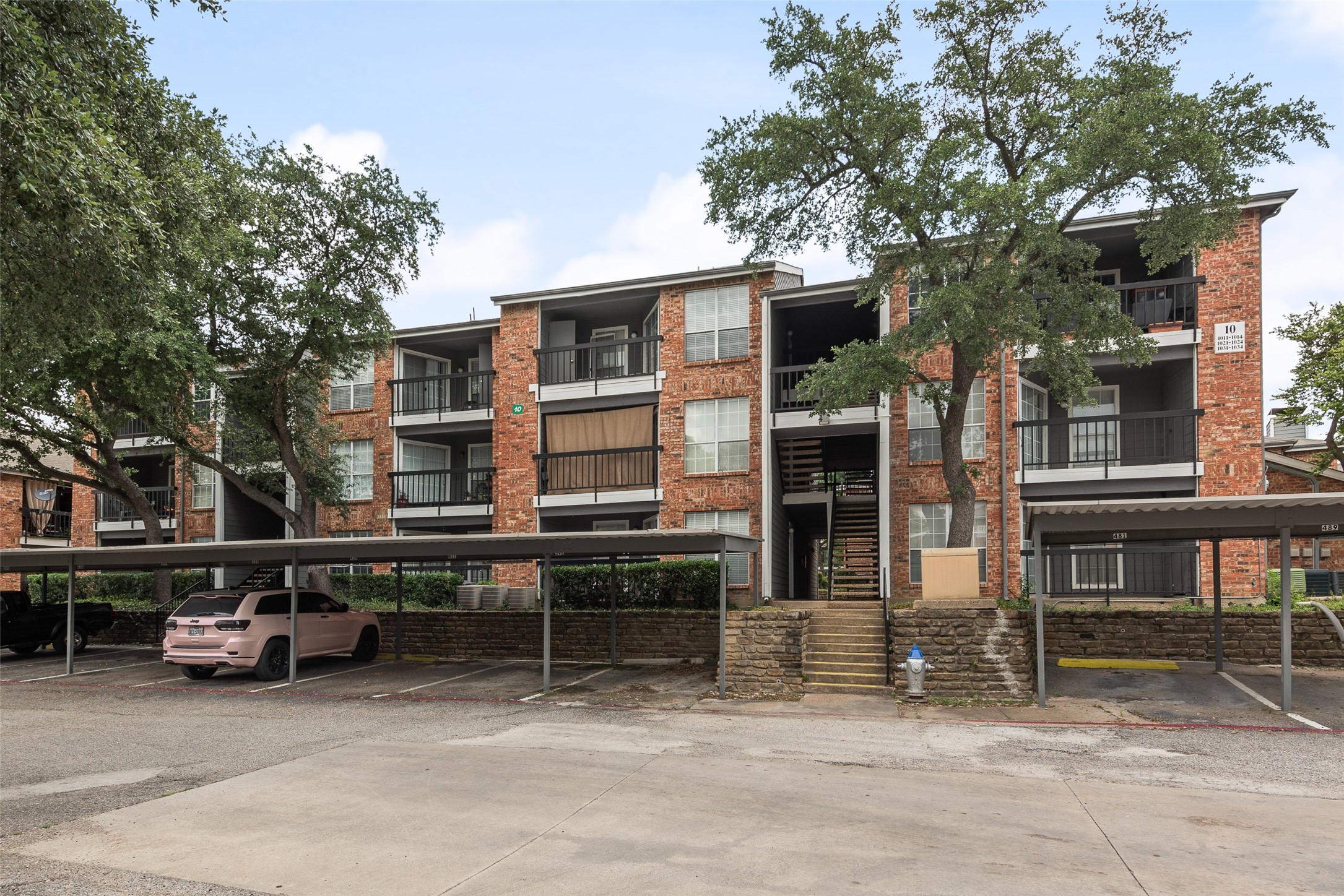 18333 Roehampton Drive Dallas TX 75252