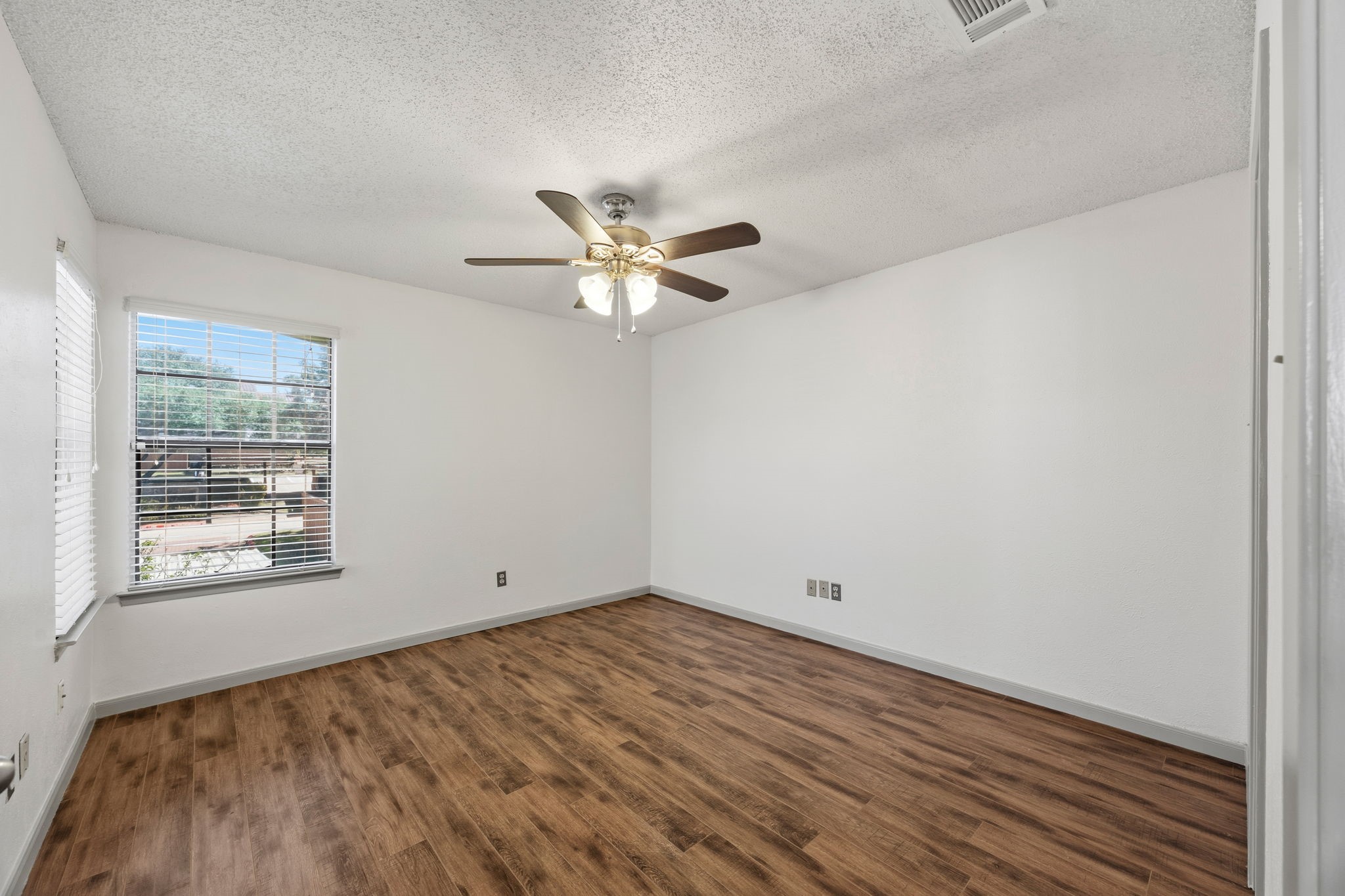 4241 Madera Road Irving TX 75038