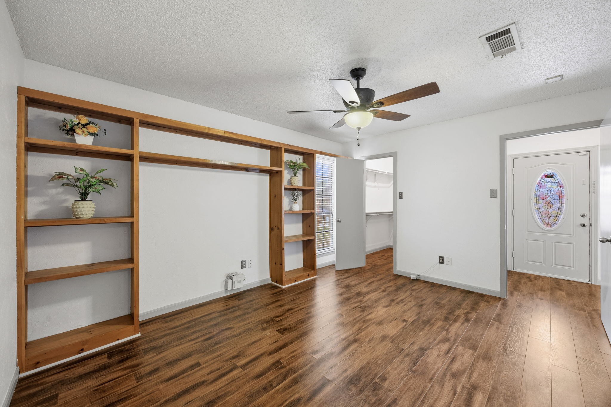 4241 Madera Road Irving TX 75038