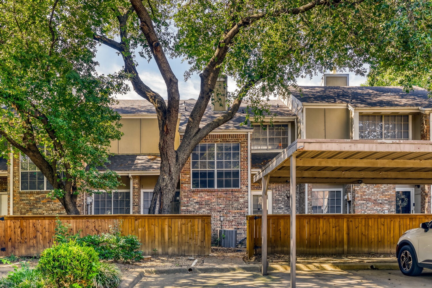 2420 Northlake Court Irving TX 75038