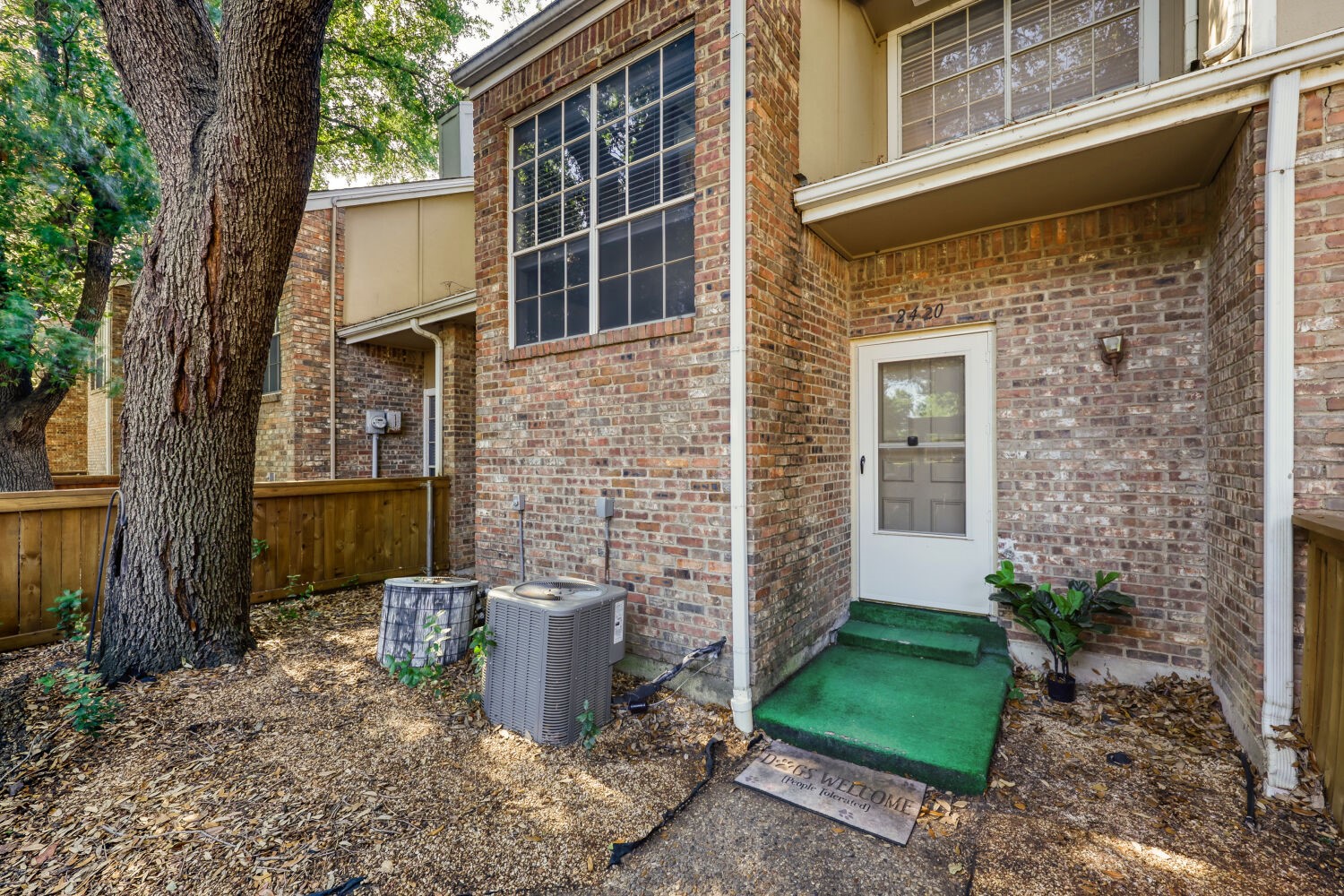 2420 Northlake Court Irving TX 75038
