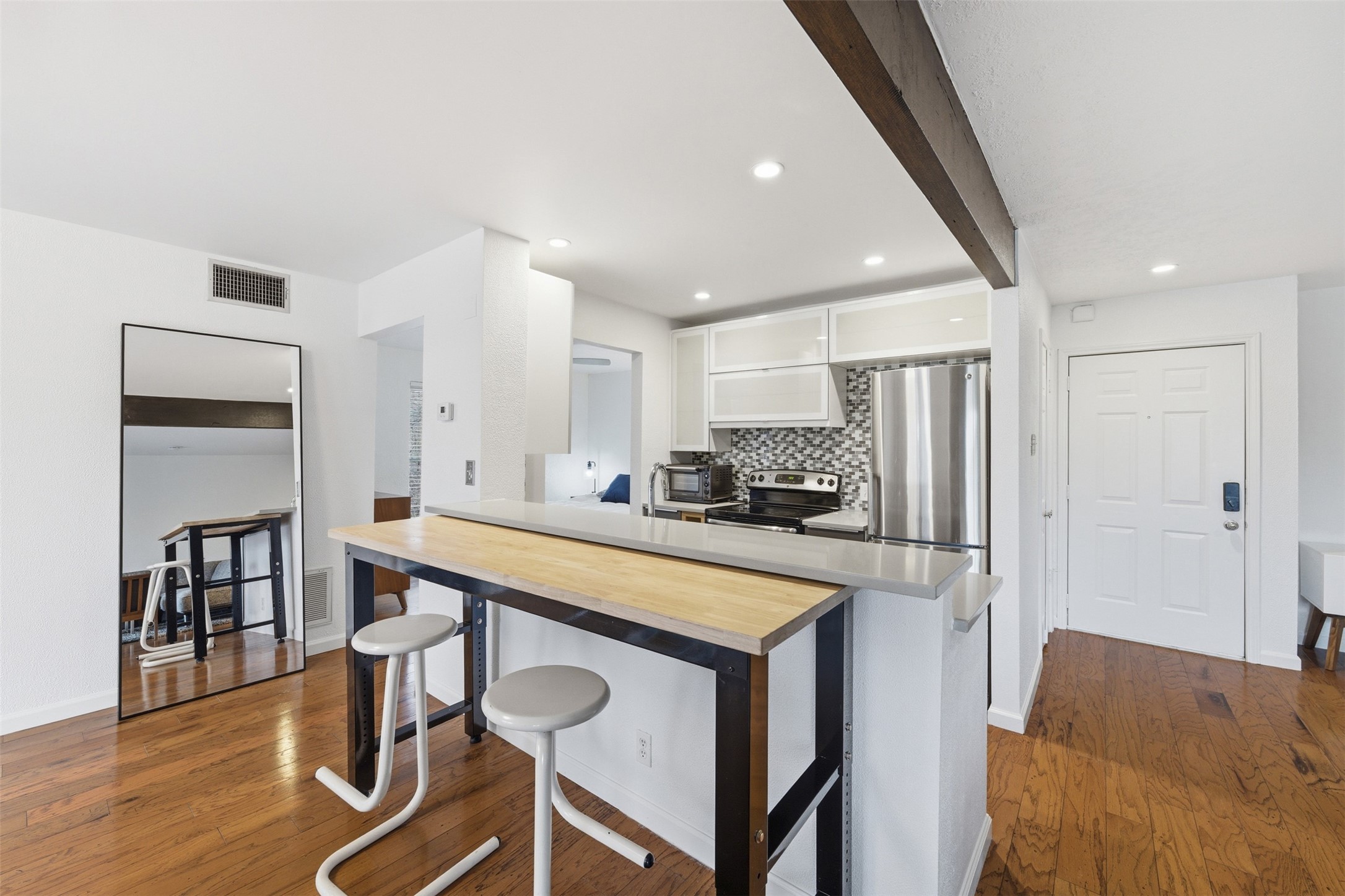 4837 Cedar Springs Road Dallas TX 75219
