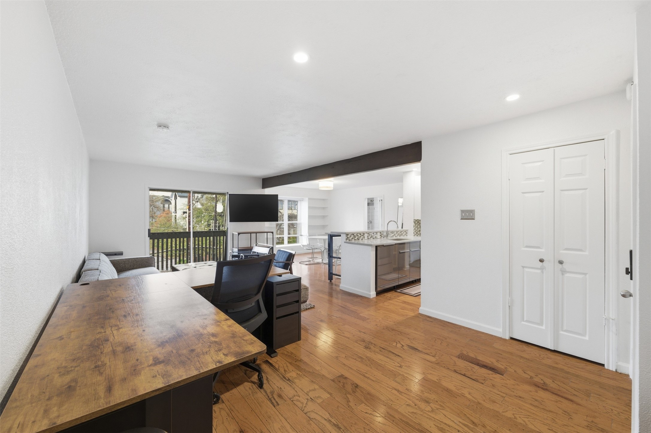 4837 Cedar Springs Road Dallas TX 75219