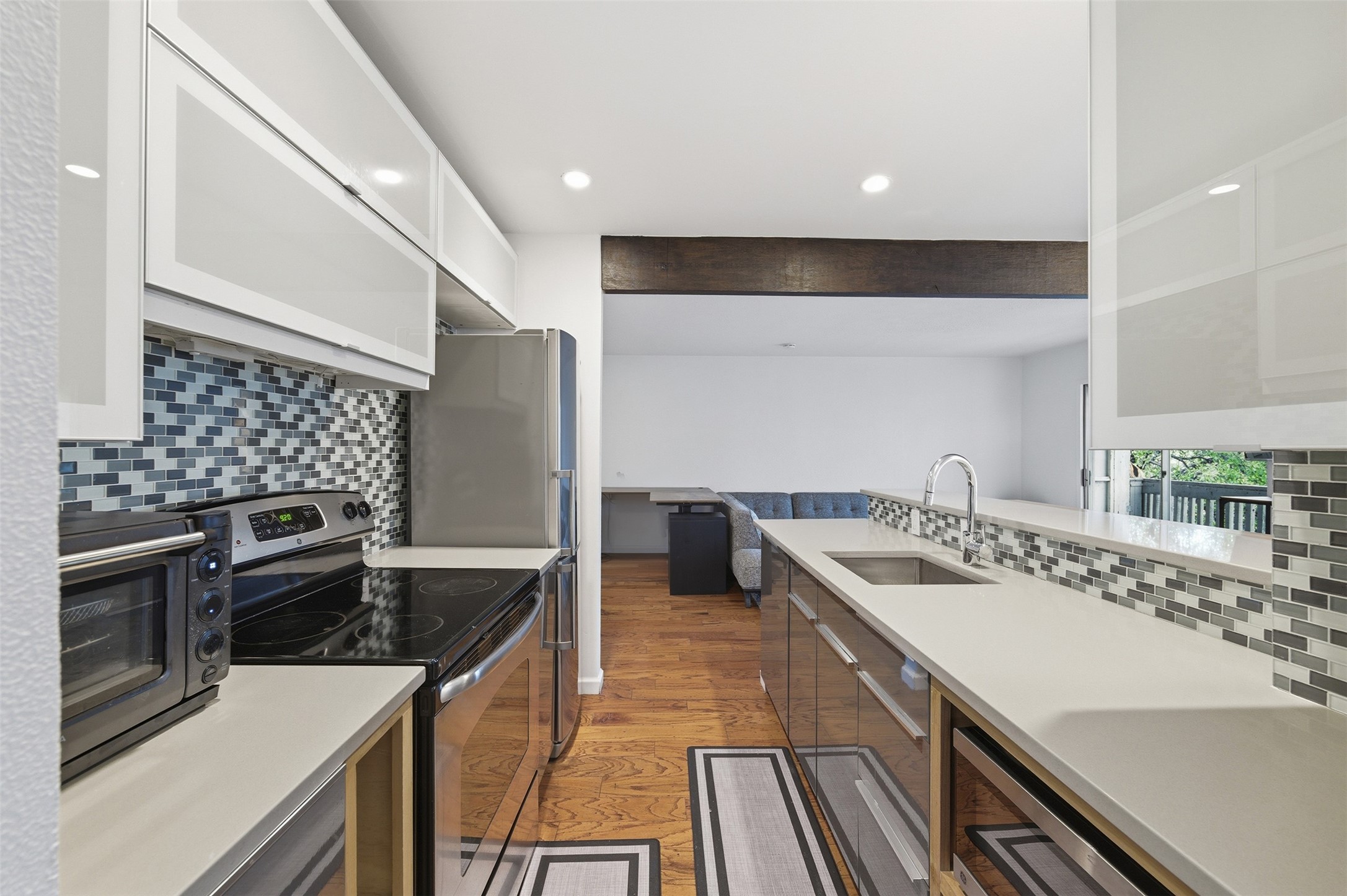 4837 Cedar Springs Road Dallas TX 75219