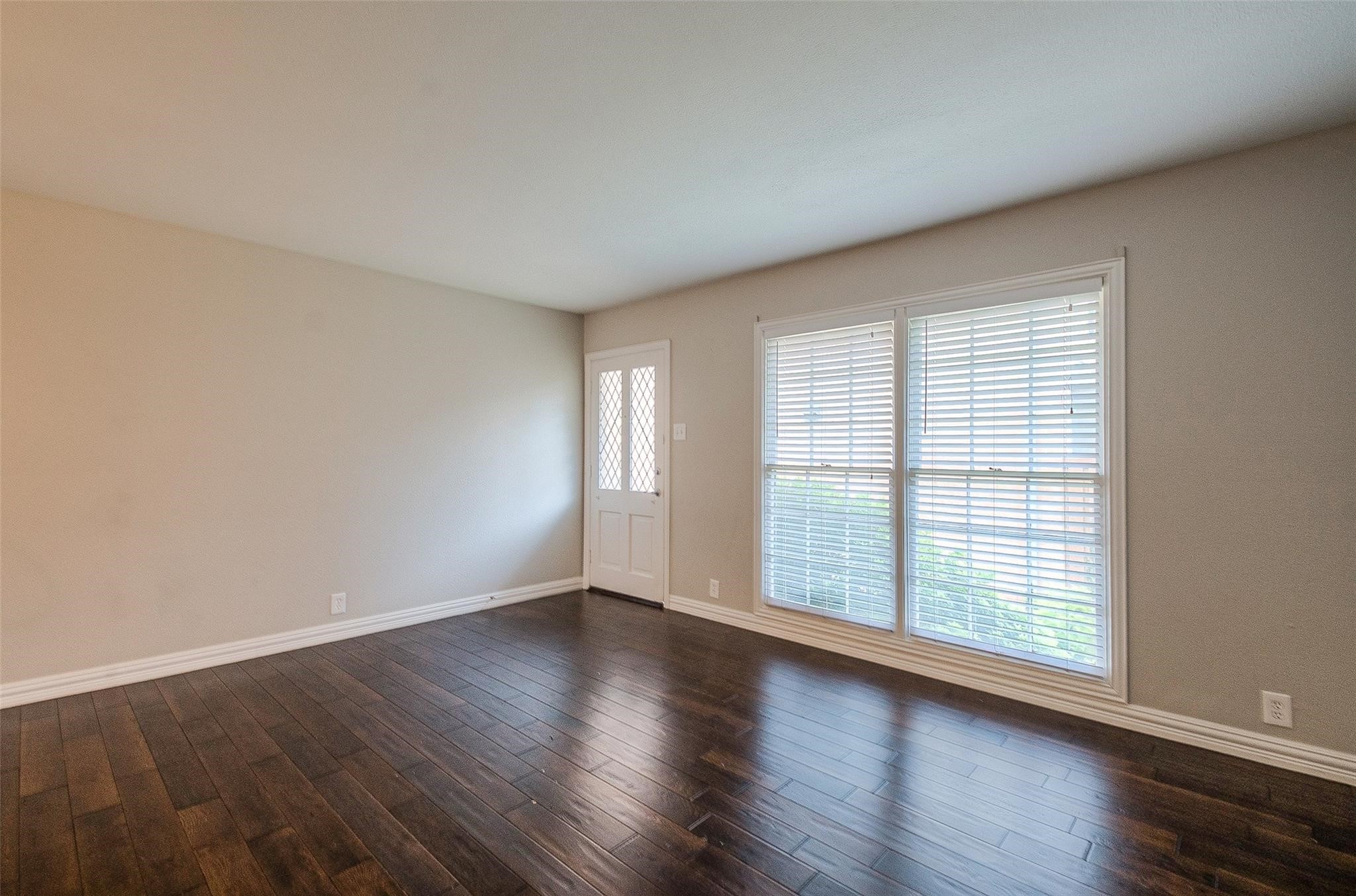 7830 Meadow Park Drive Dallas TX 75230