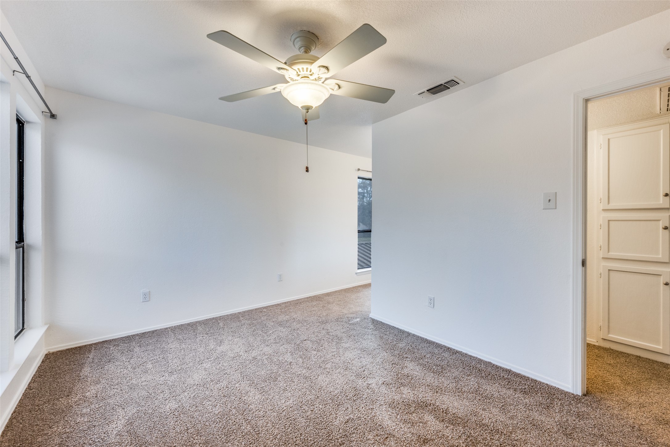 1105 Bert Drive Arlington TX 76012