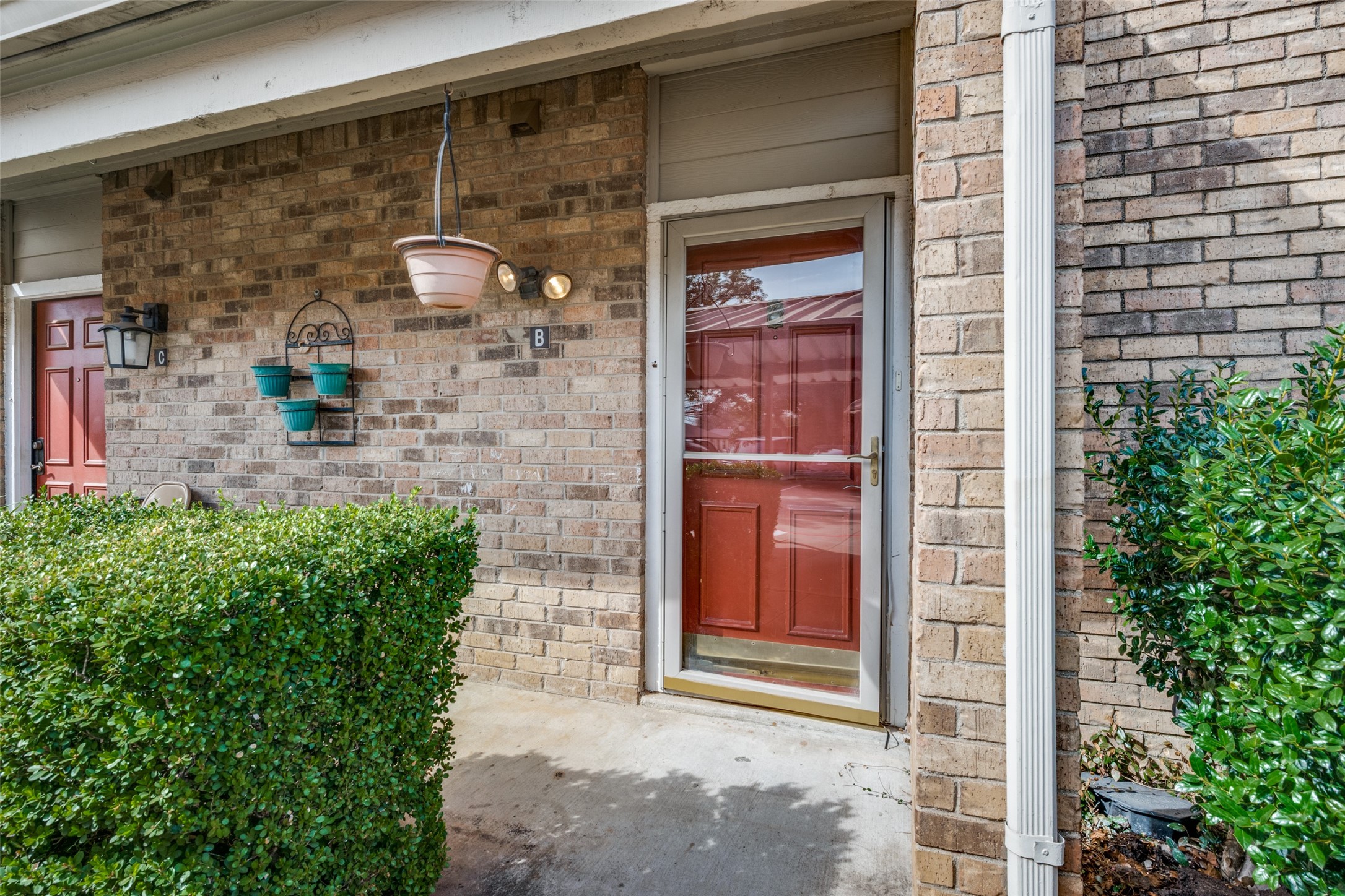 1105 Bert Drive Arlington TX 76012