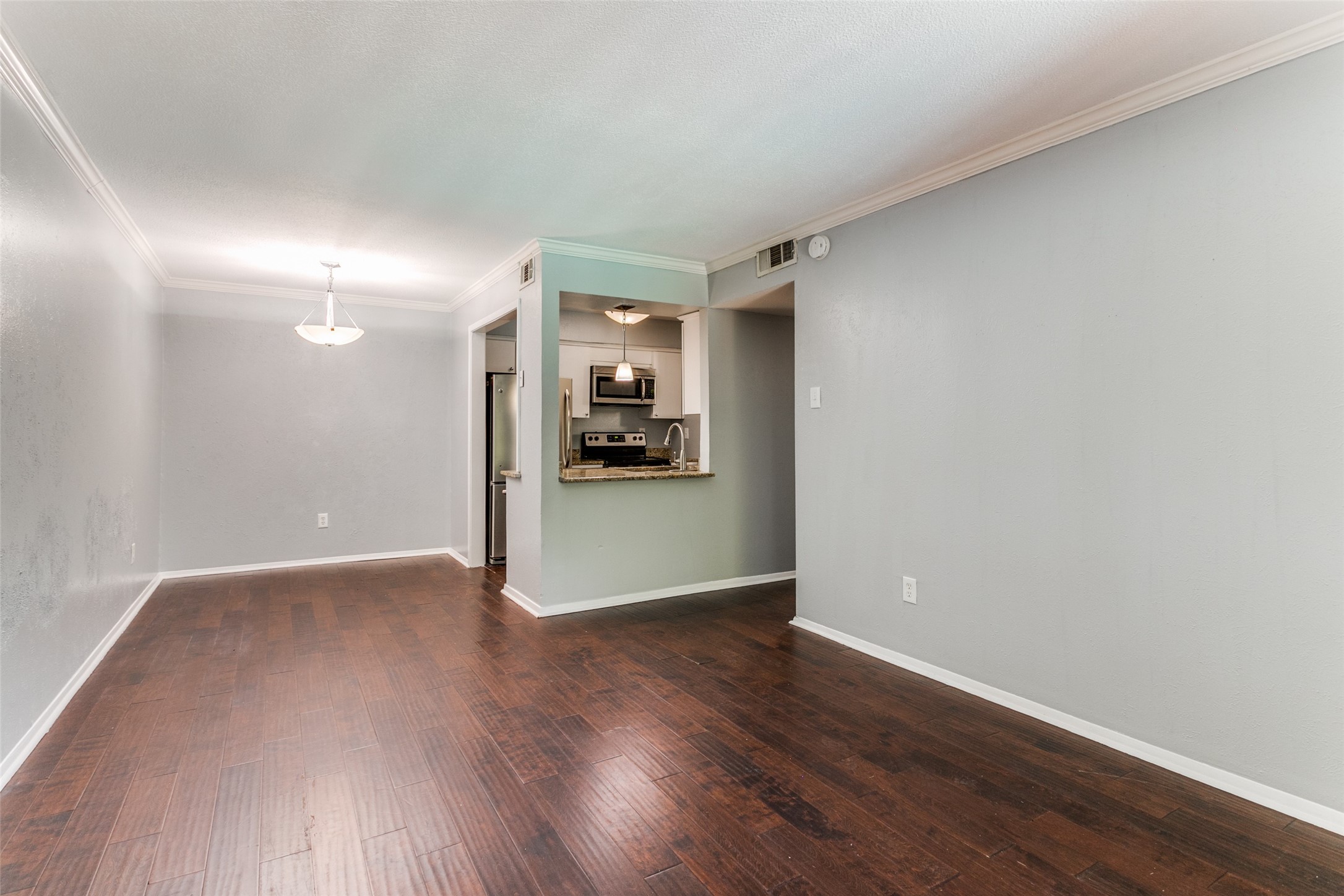 4837 Cedar Springs Road Dallas TX 75219