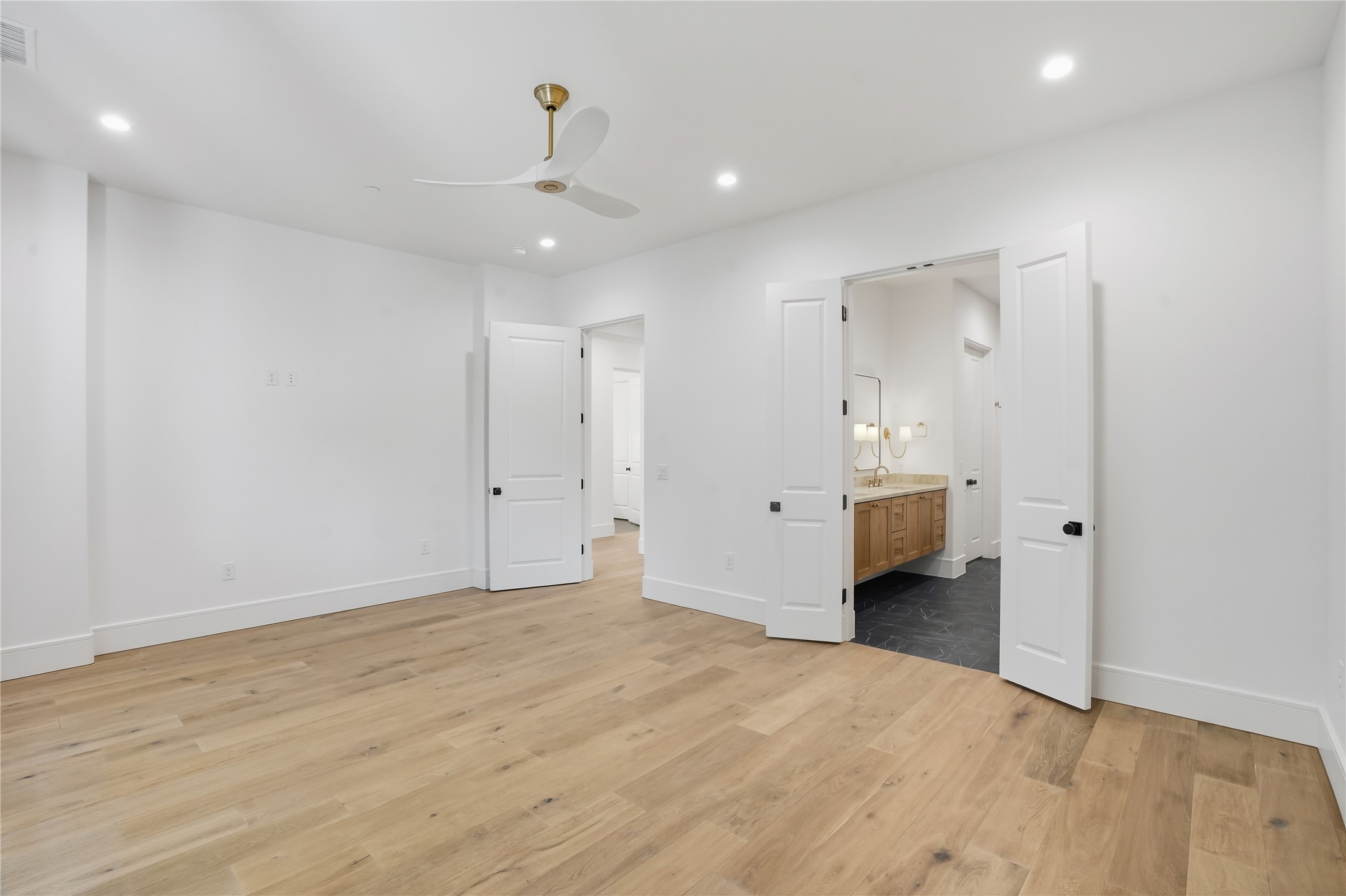 360 O' Connor Ridge Boulevard Irving TX 75038