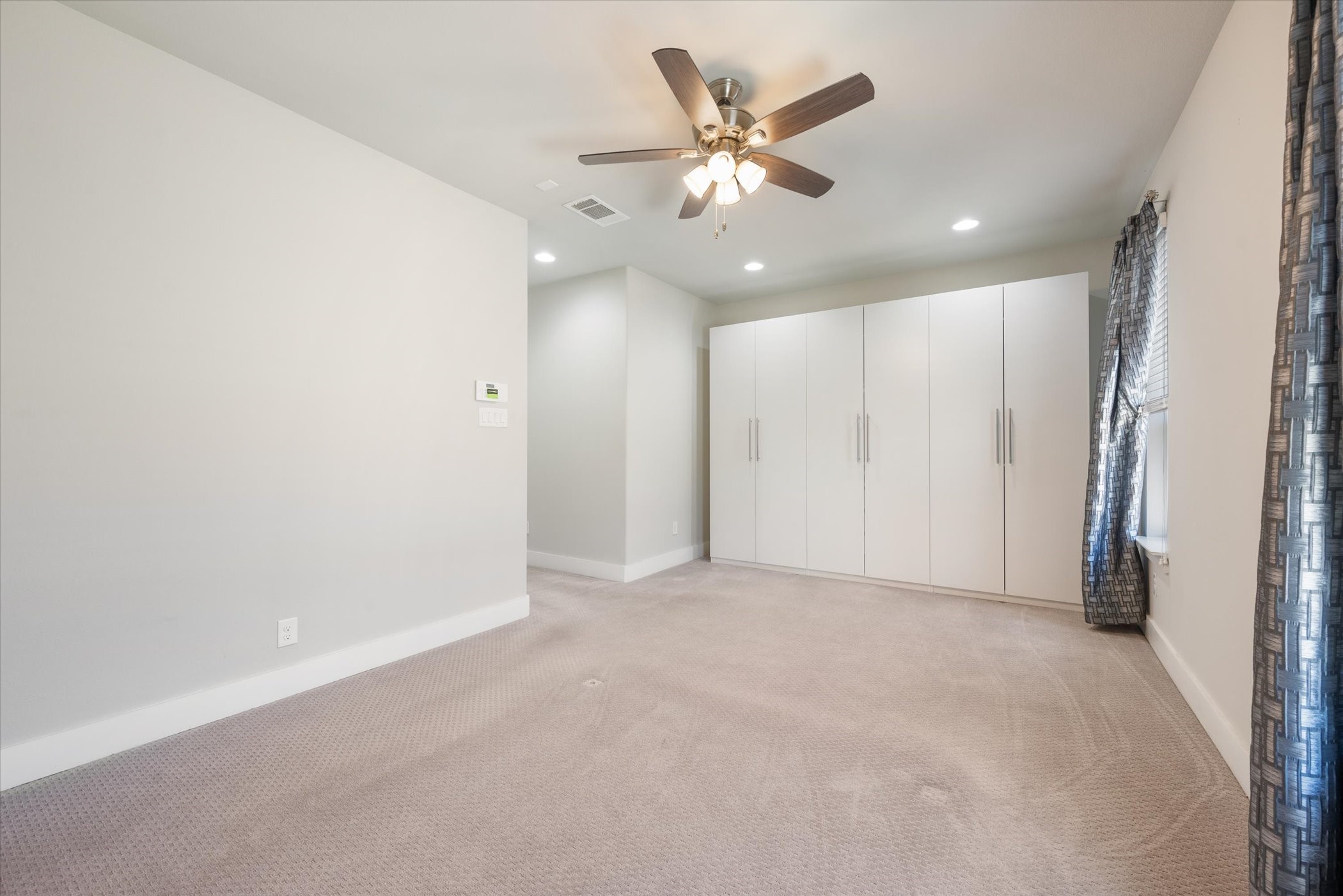 1304 Palm Canyon Drive Dallas TX 75204