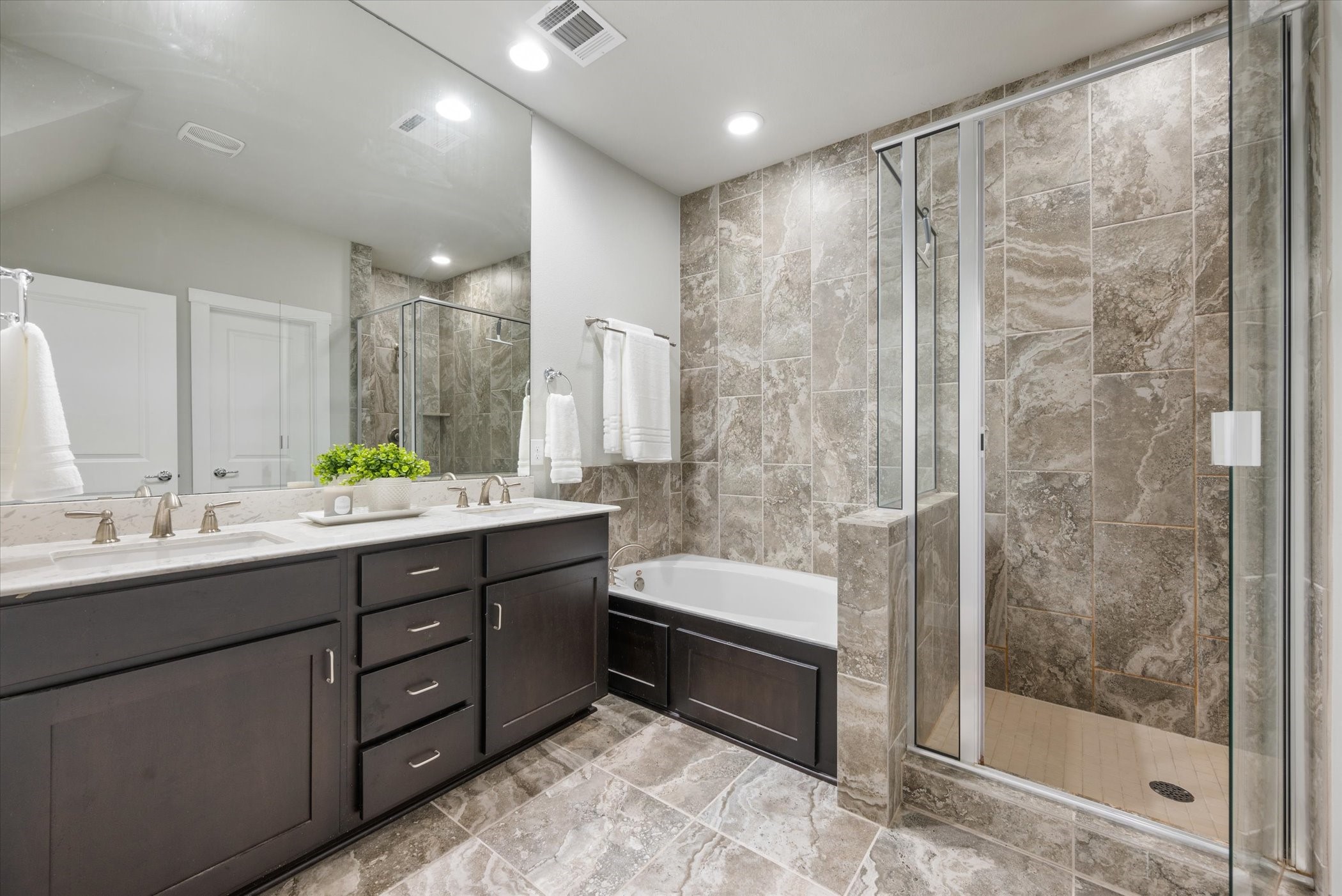 1304 Palm Canyon Drive Dallas TX 75204