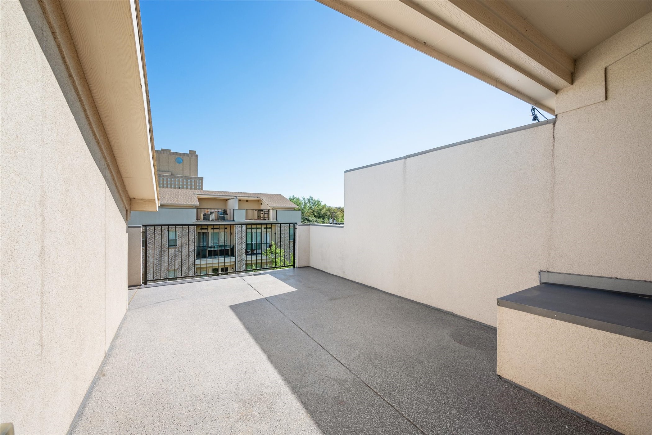 1304 Palm Canyon Drive Dallas TX 75204