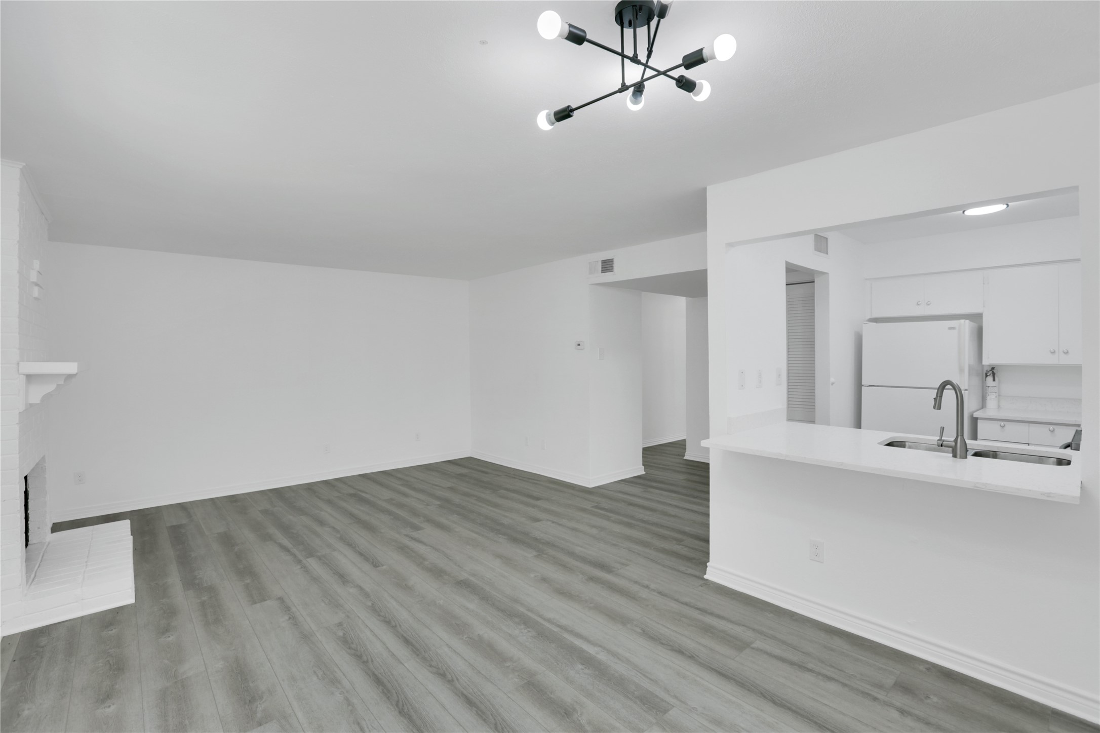 5881 Preston View Boulevard Dallas TX 75240