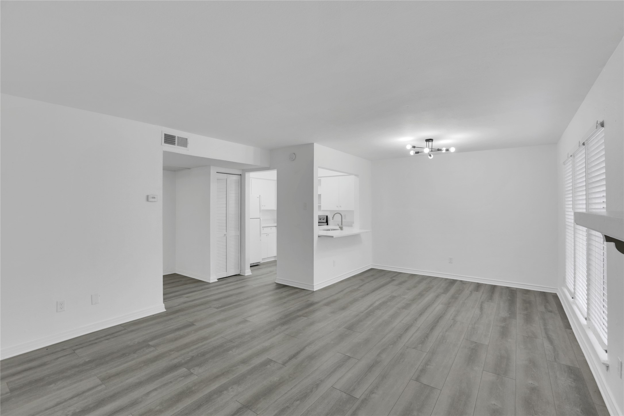 5881 Preston View Boulevard Dallas TX 75240