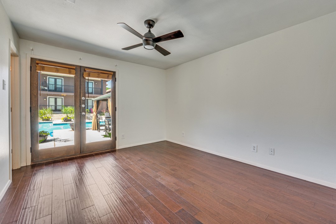 5926 Sandhurst Lane Dallas TX 75206
