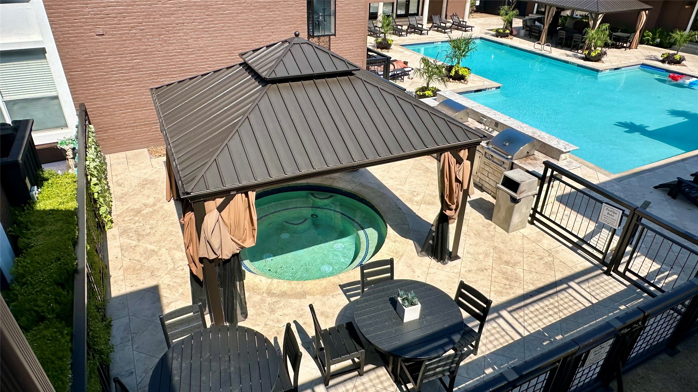 5926 Sandhurst Lane Dallas TX 75206