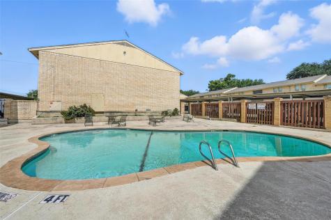 4524 Amesbury Drive Dallas TX 75206