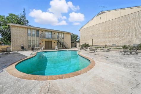 4524 Amesbury Drive Dallas TX 75206