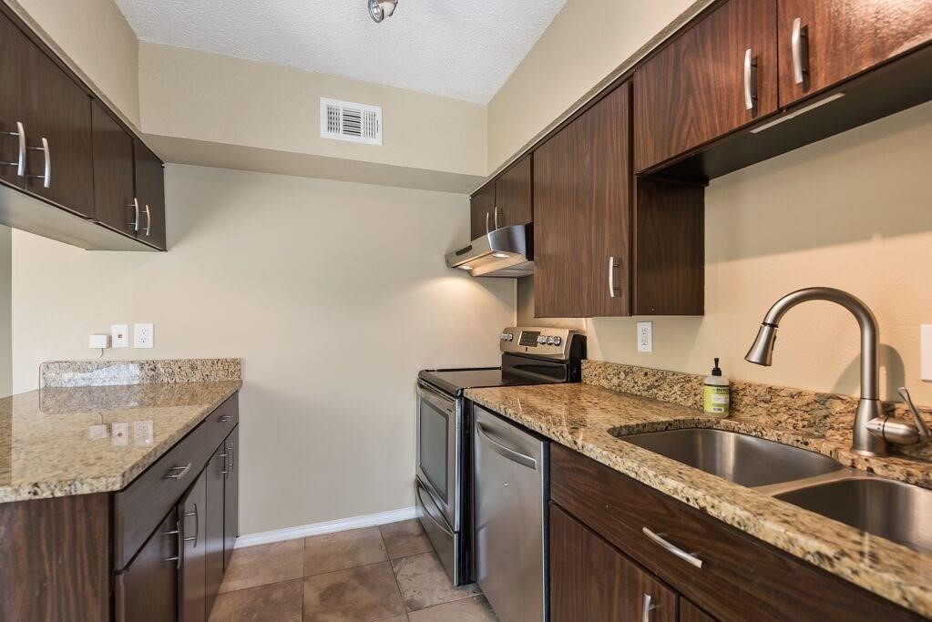 4524 Amesbury Drive Dallas TX 75206