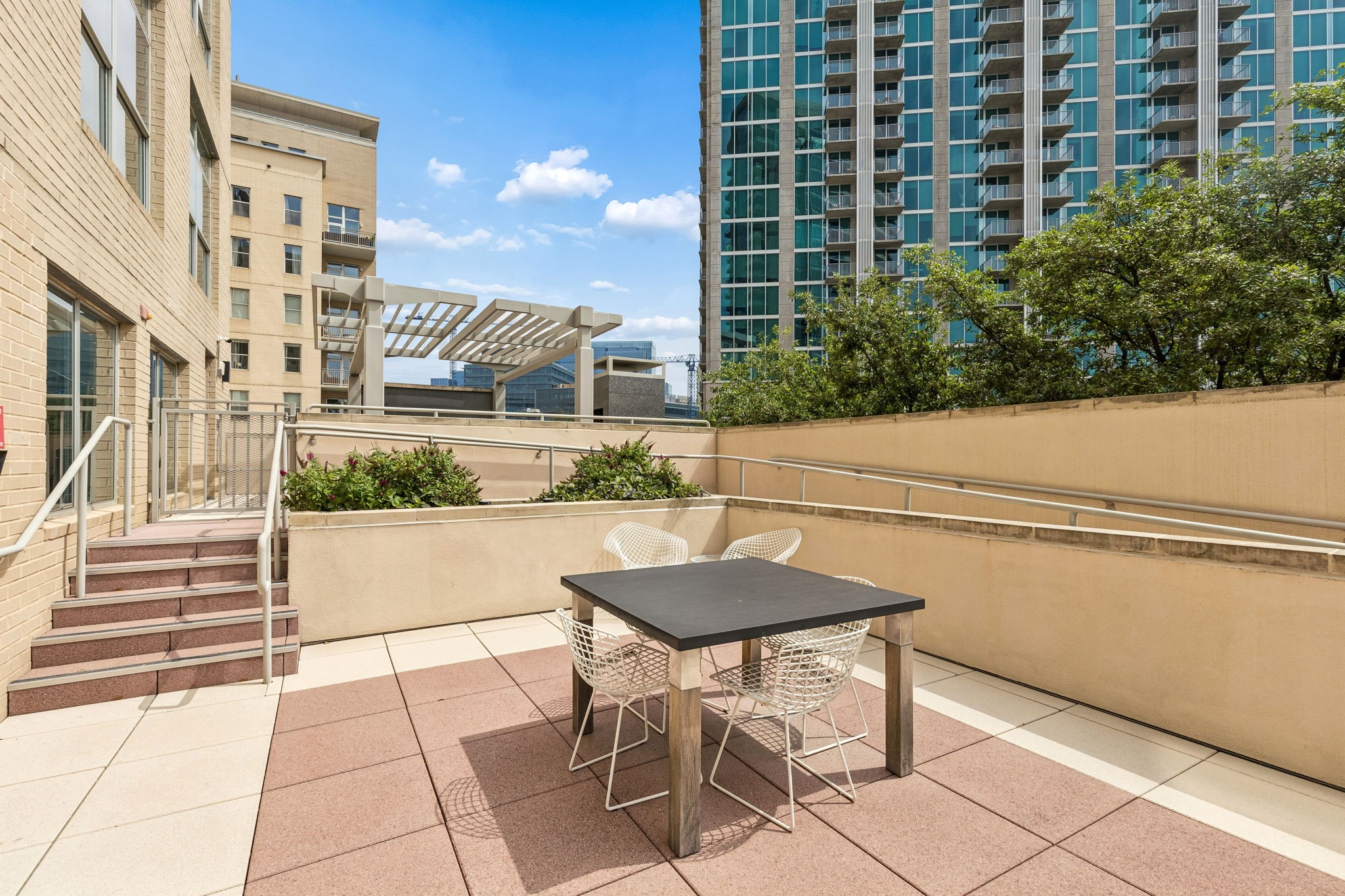 2323 N Houston Street Dallas TX 75219
