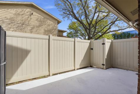 2240 Tarpley Road Carrollton TX 75006