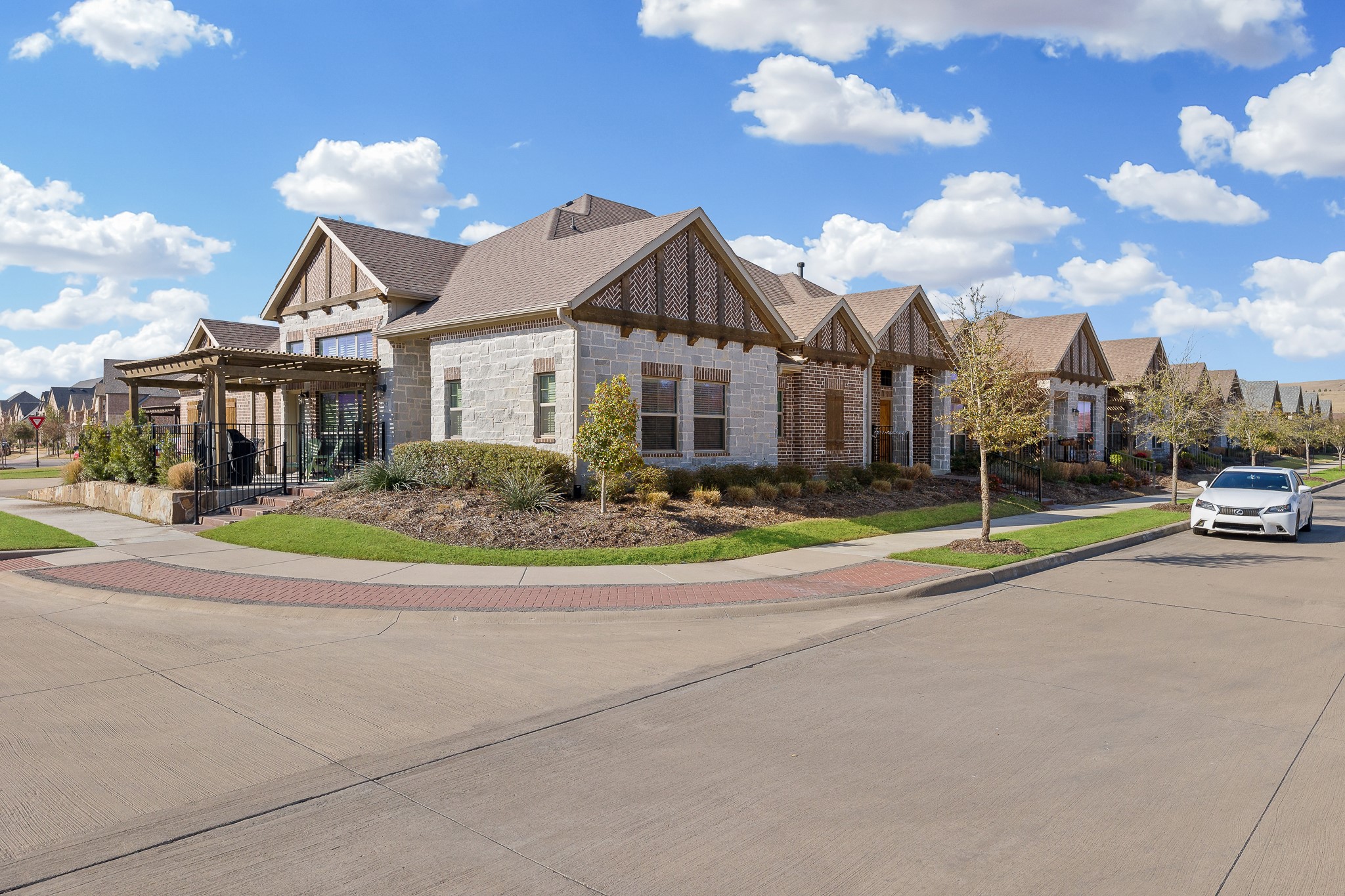 896 Hatton Sumner Place Arlington TX 76005