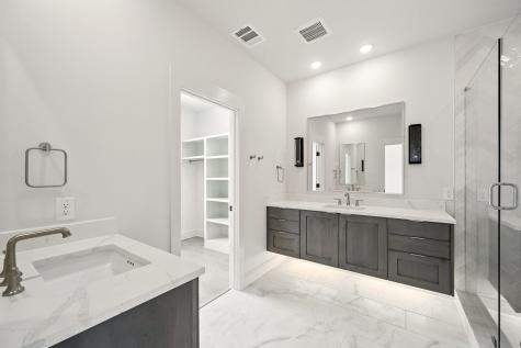 1364 Cherry Hills Lane Irving TX 75038