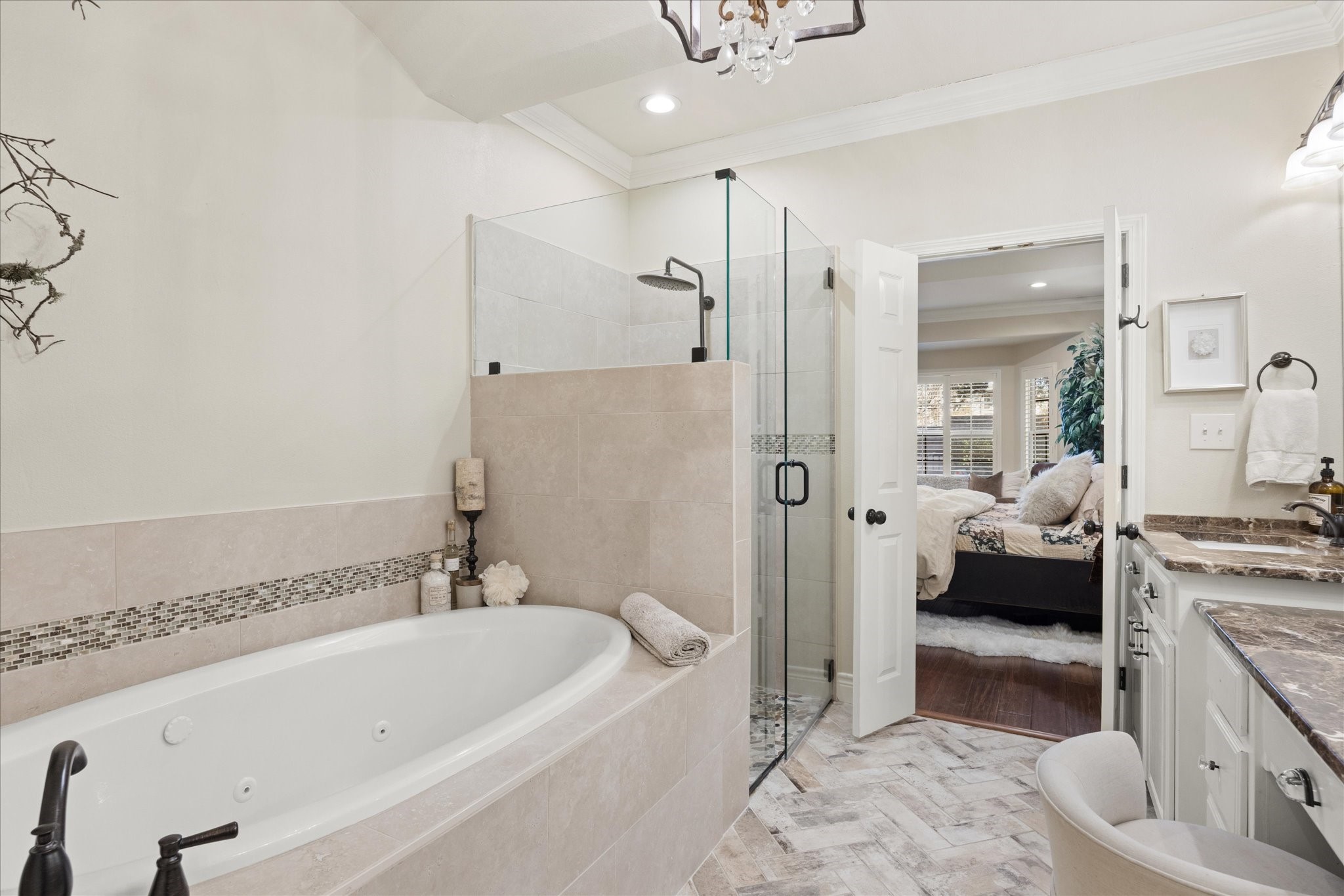 703 N Avalon Court Granbury TX 76048